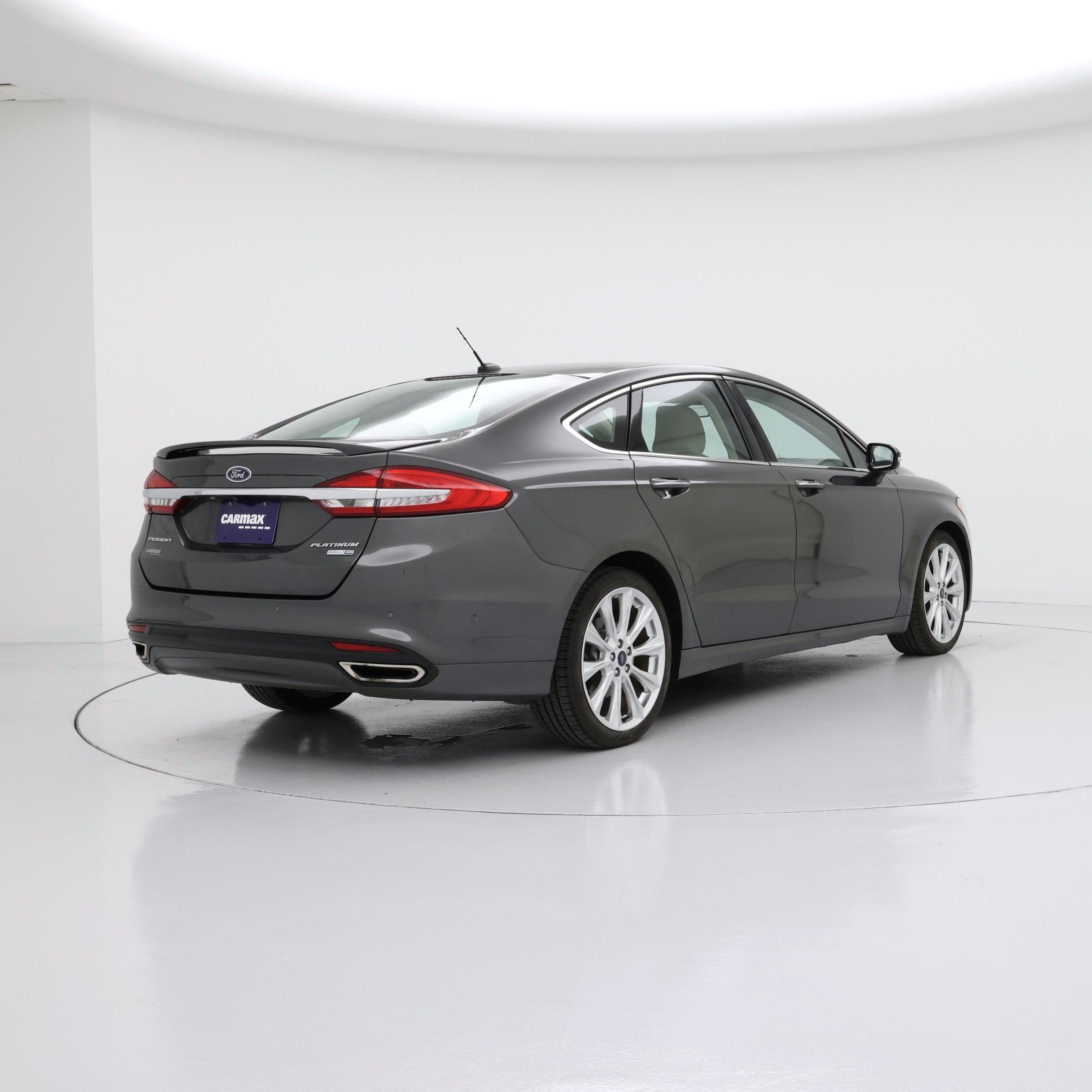 Thumbnail: 2017 Ford Fusion - 8