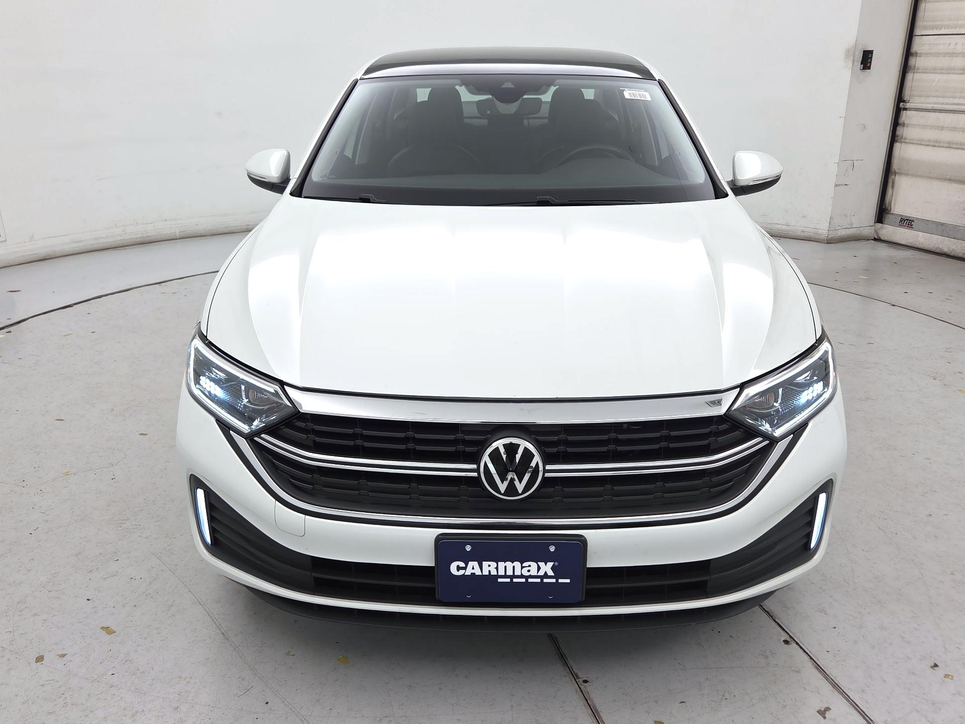 Thumbnail: 2023 Volkswagen Jetta - 2