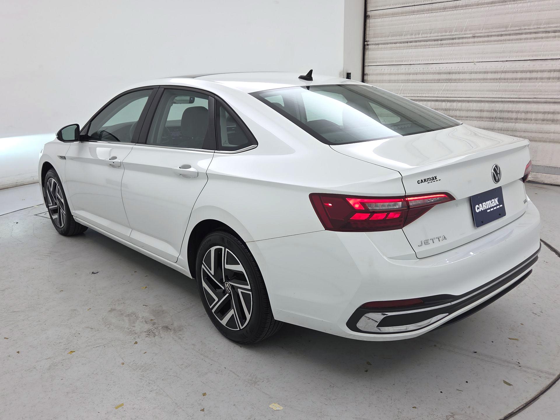 Thumbnail: 2023 Volkswagen Jetta - 7