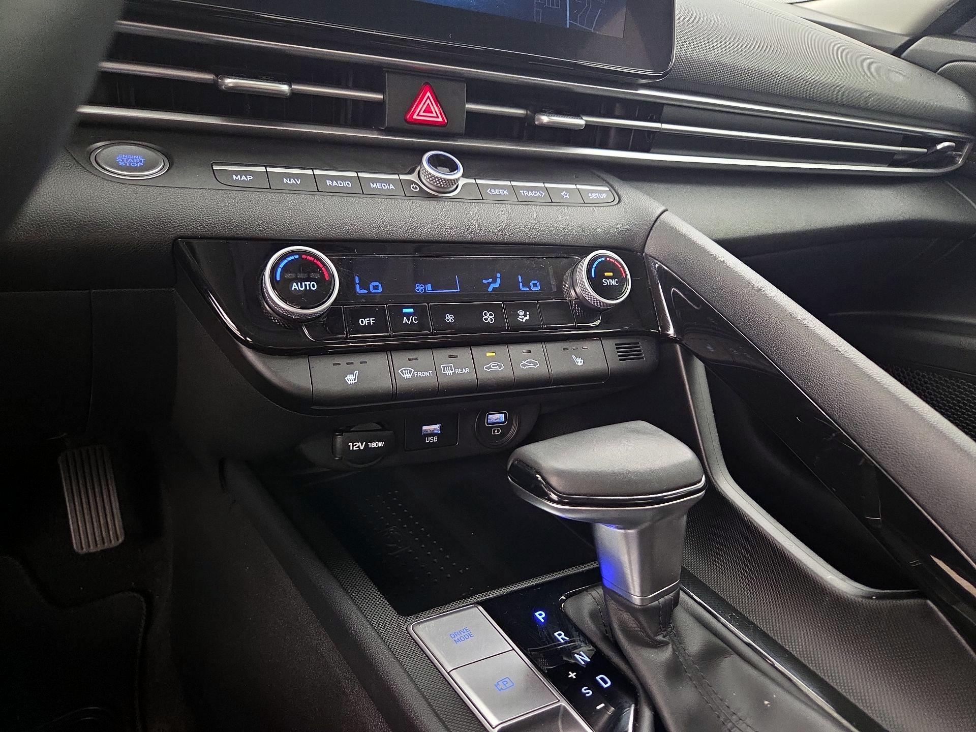 Thumbnail: 2023 Hyundai Elantra - 17