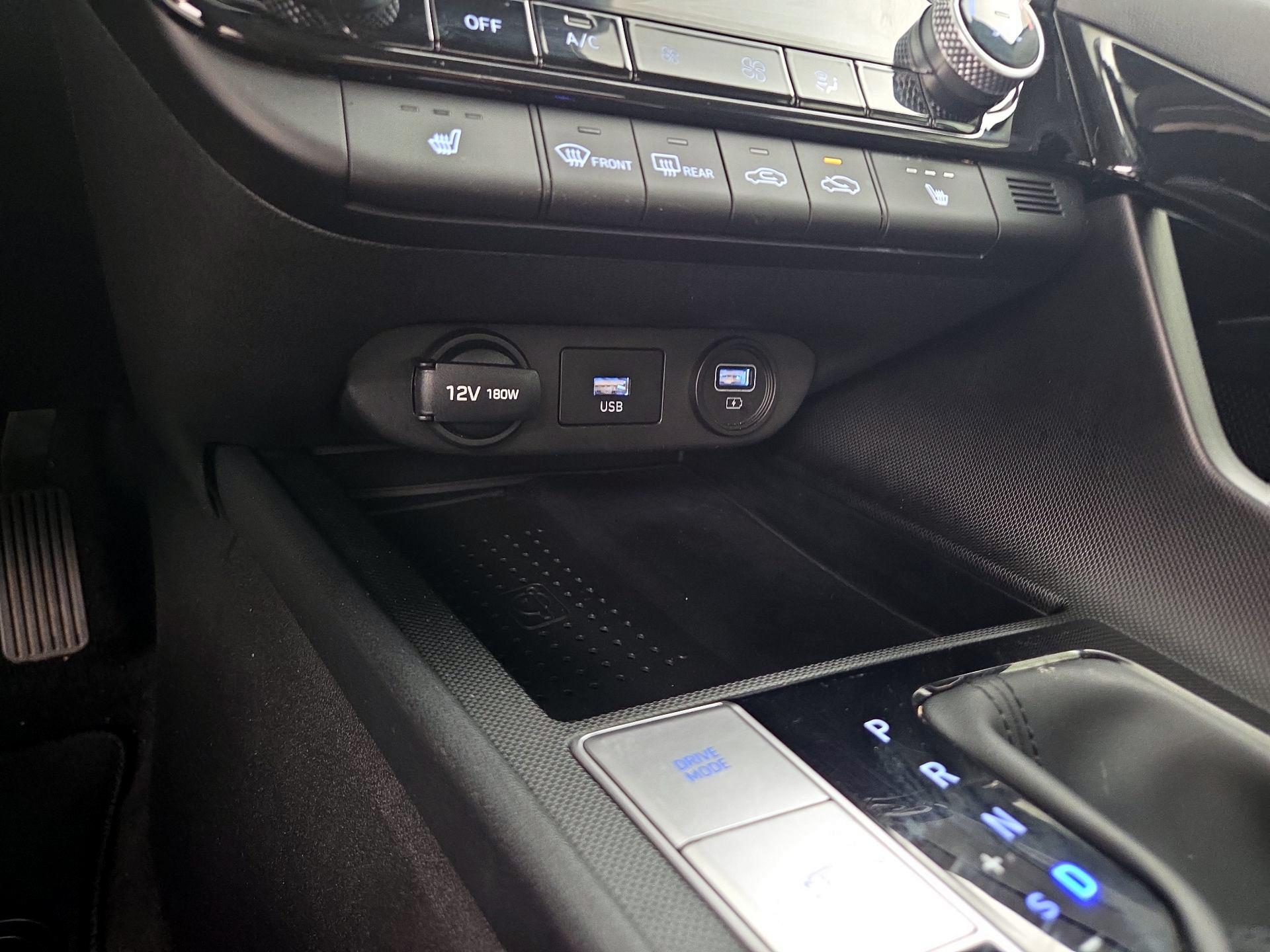 Thumbnail: 2023 Hyundai Elantra - 19