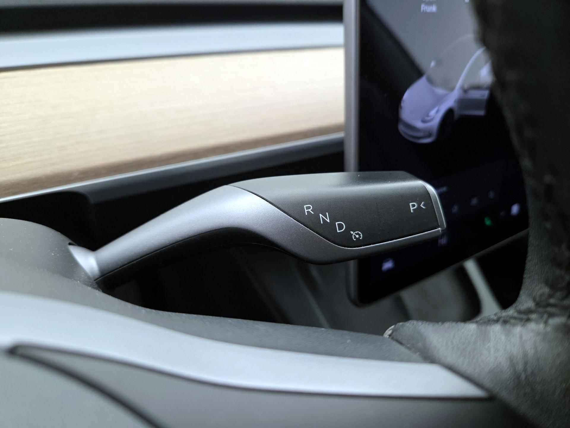 Thumbnail: 2021 Tesla Model 3 - 17