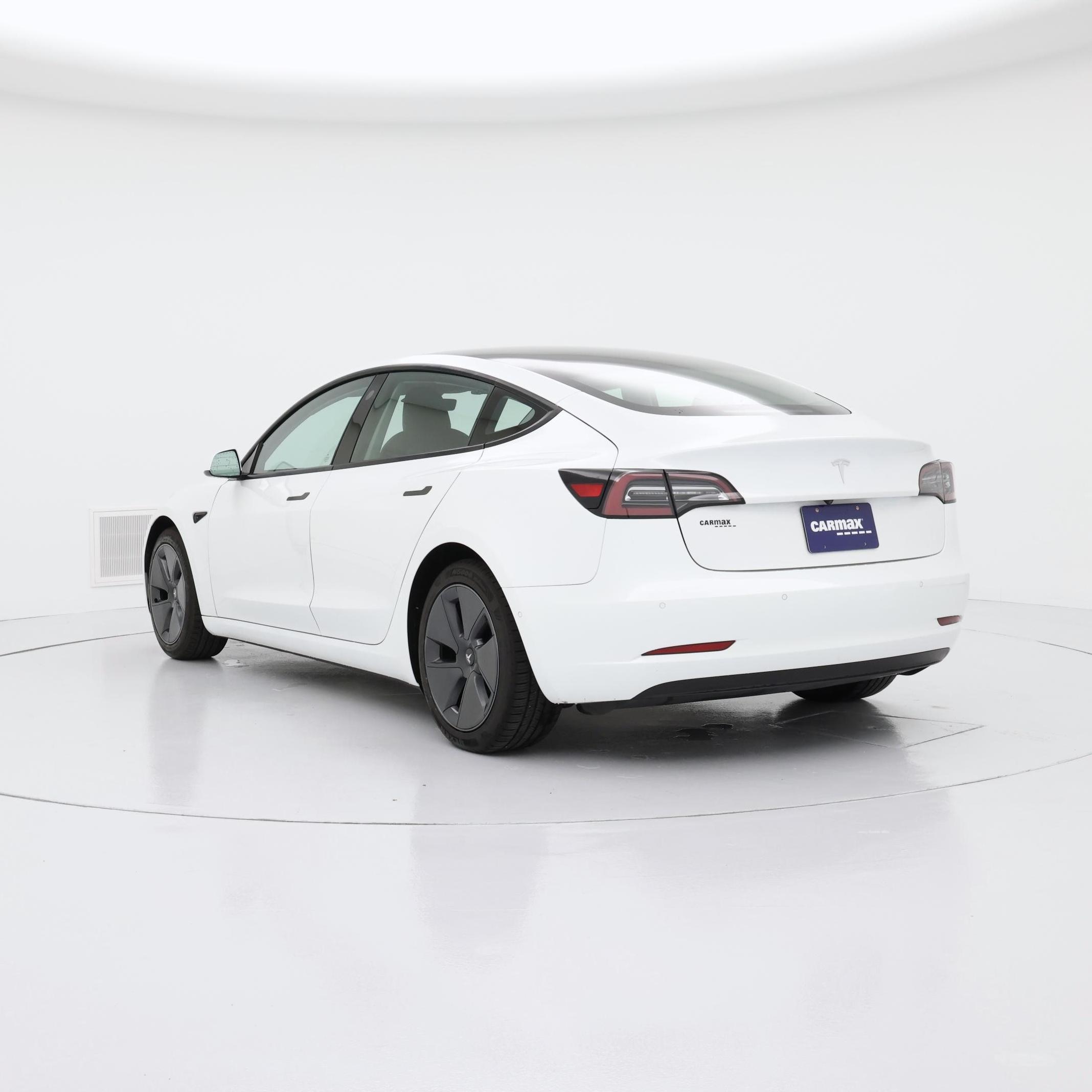 Thumbnail: 2021 Tesla Model 3 - 2