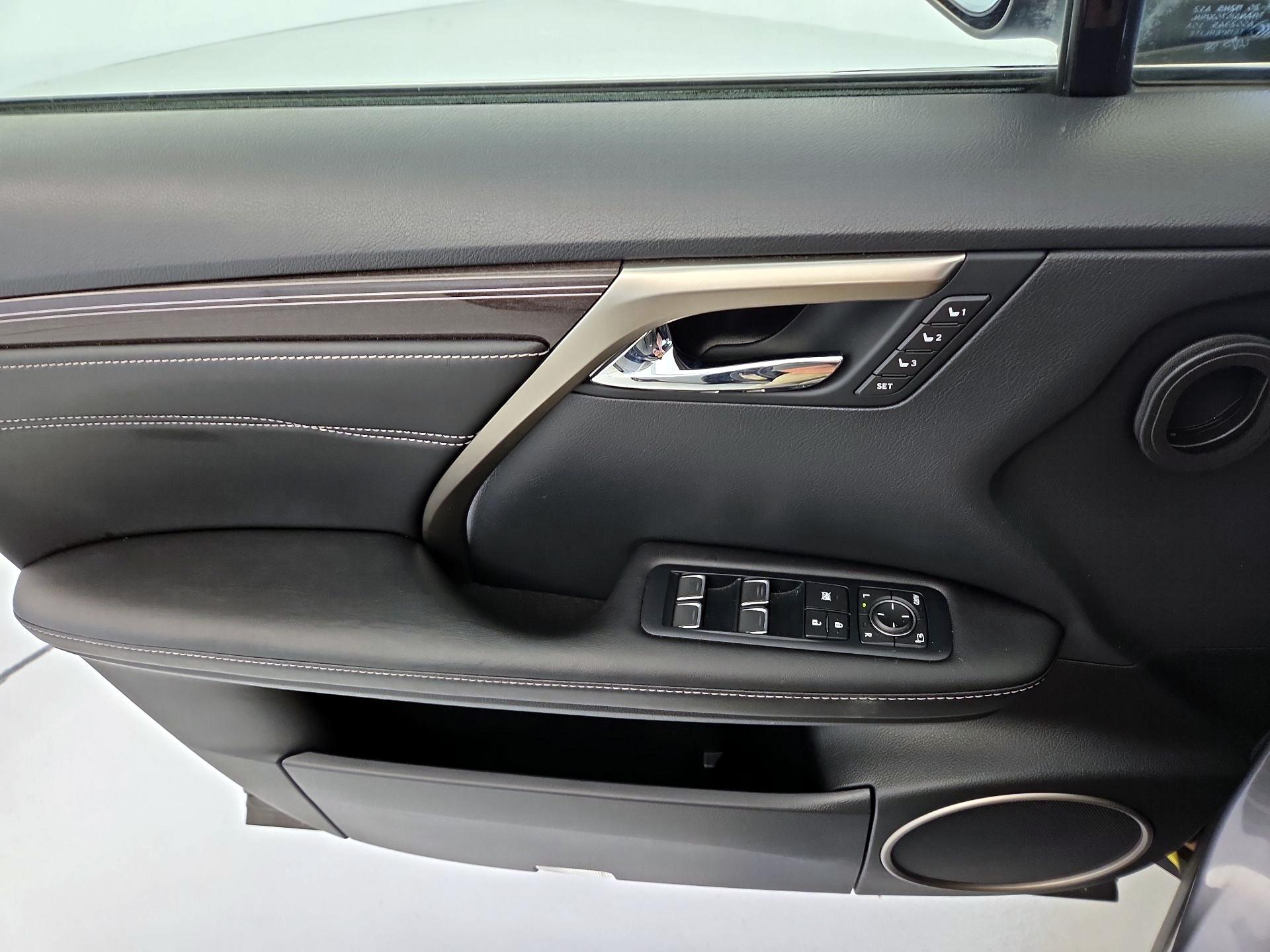 Thumbnail: 2019 Lexus RX - 12