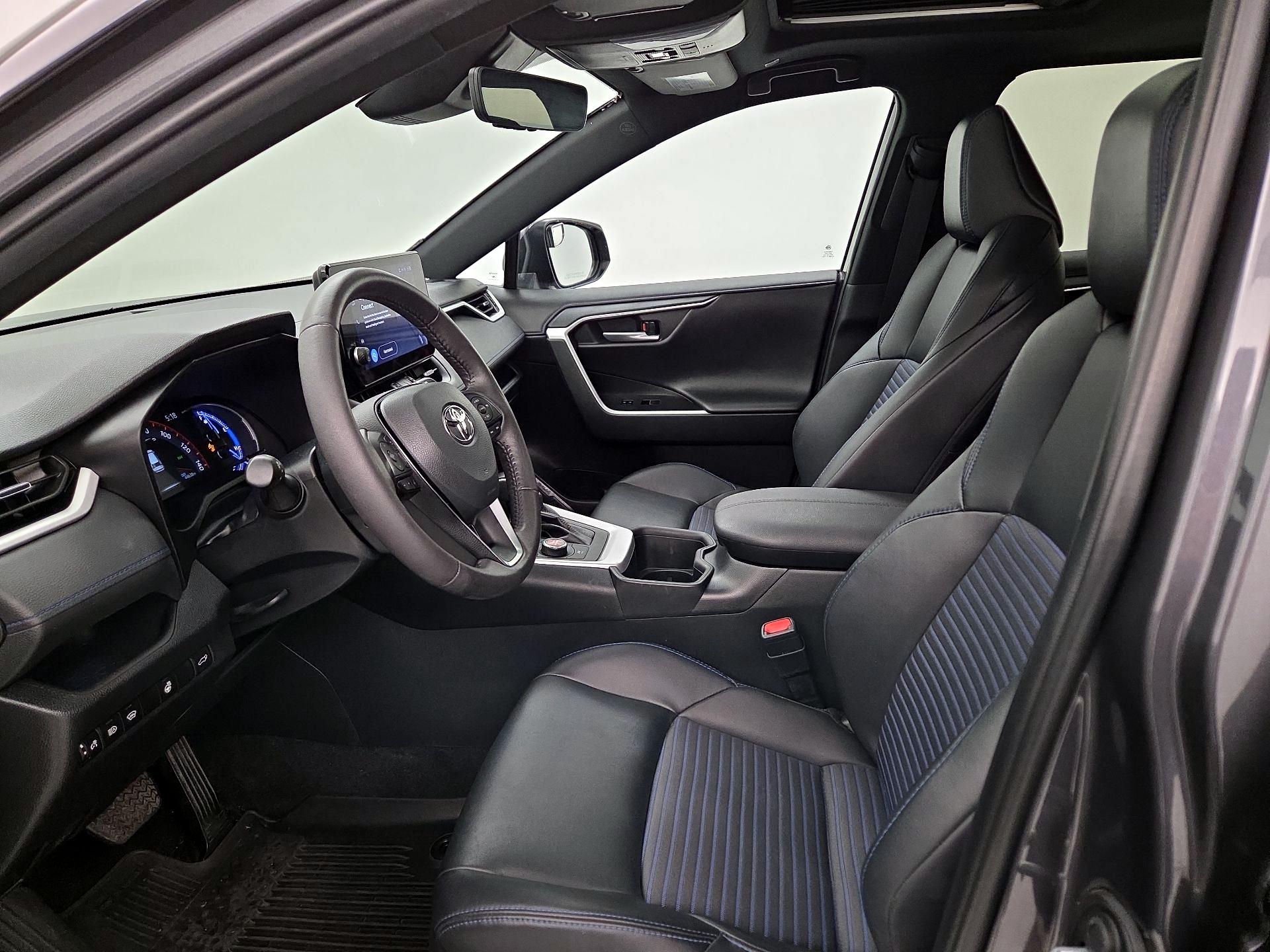 Thumbnail: 2024 Toyota RAV4 - 11