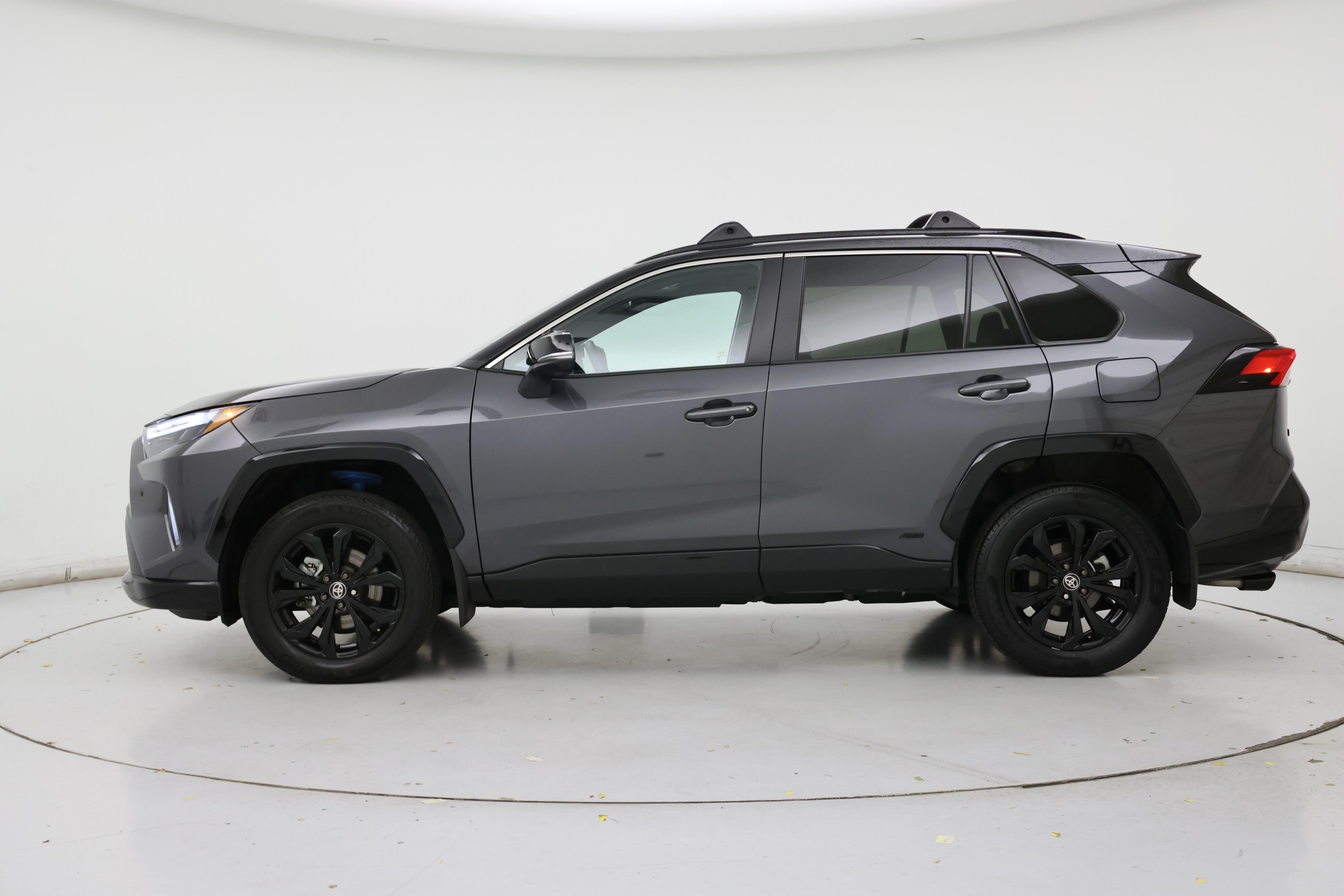 Thumbnail: 2024 Toyota RAV4 - 3