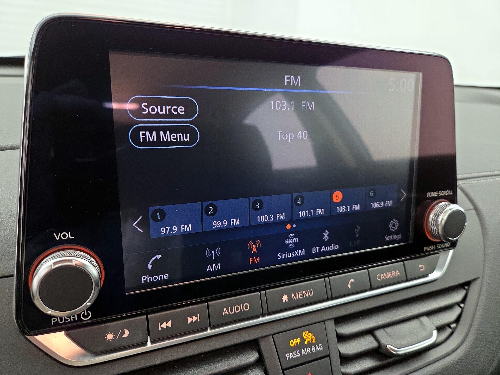 Thumbnail: 2019 Nissan Altima - 15