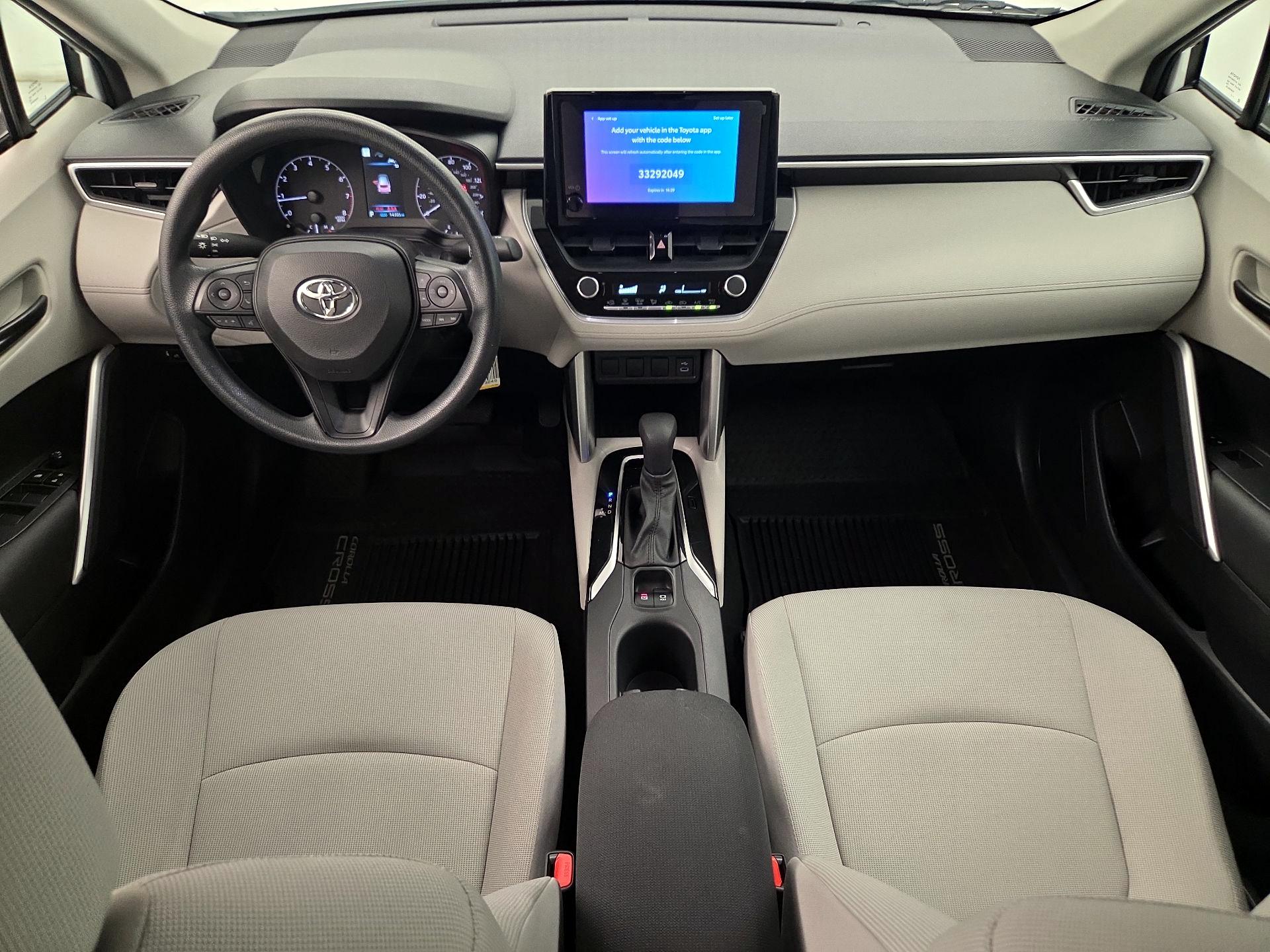 Thumbnail: 2023 Toyota Corolla Cross - 9