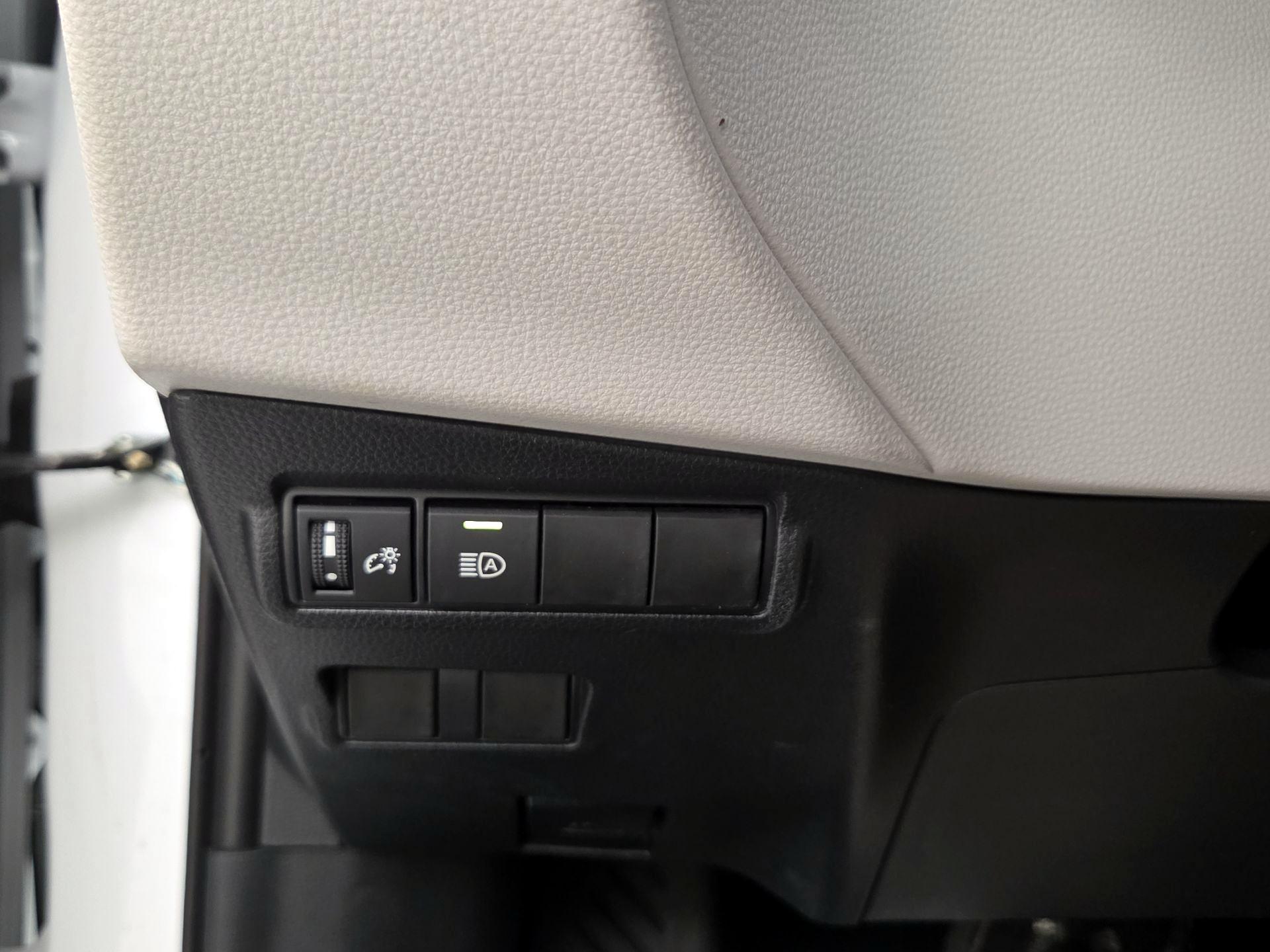 Thumbnail: 2023 Toyota Corolla Cross - 13