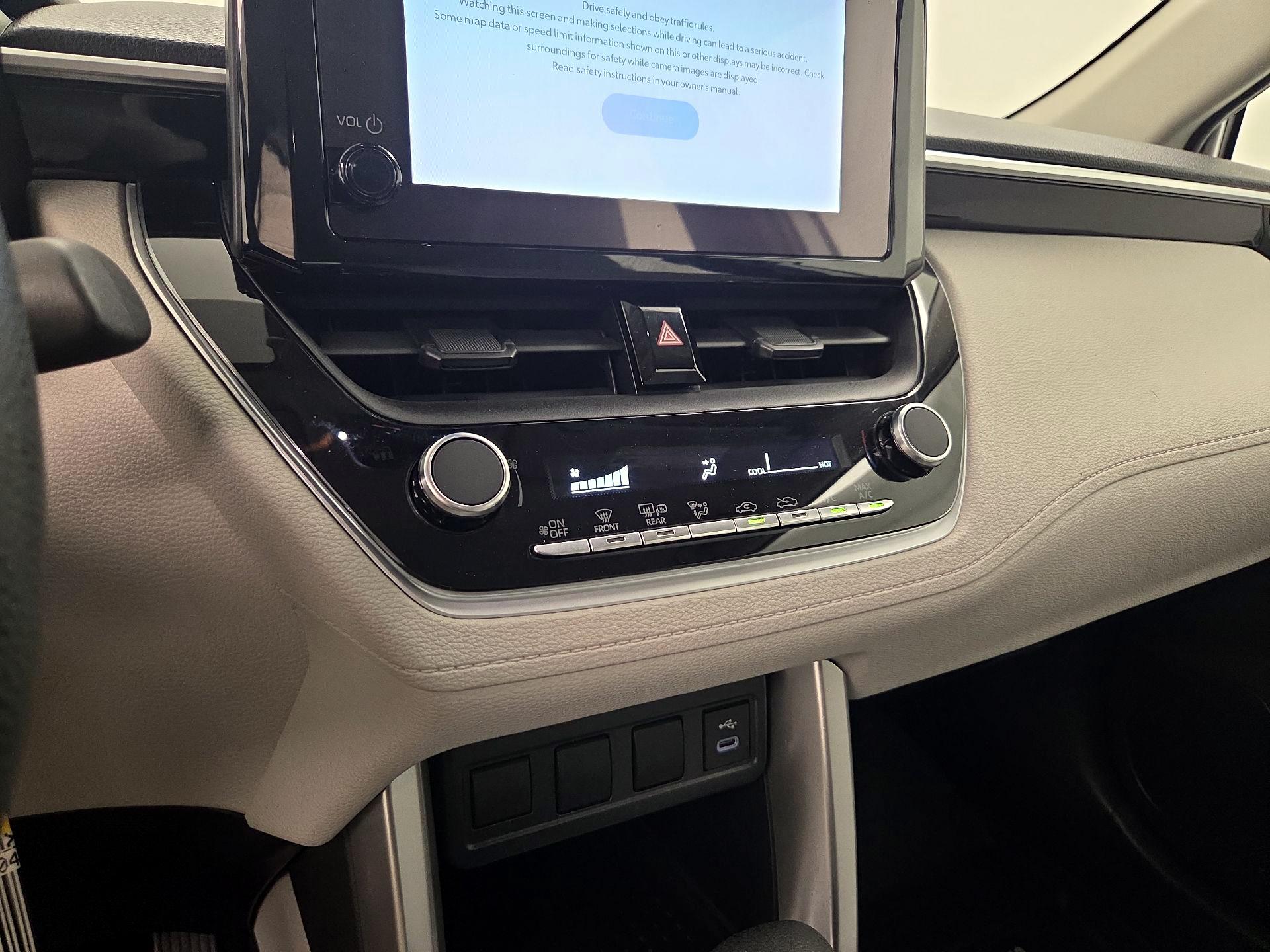 Thumbnail: 2023 Toyota Corolla Cross - 16