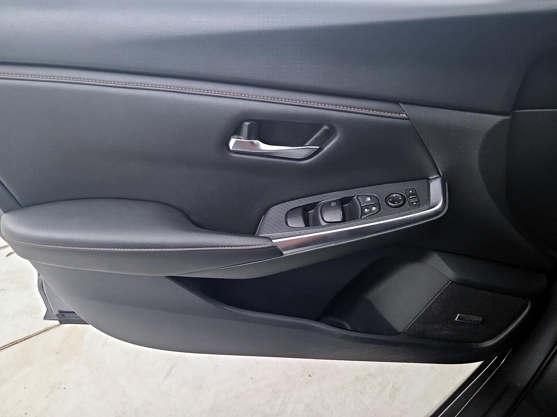 Thumbnail: 2023 Nissan Sentra - 12