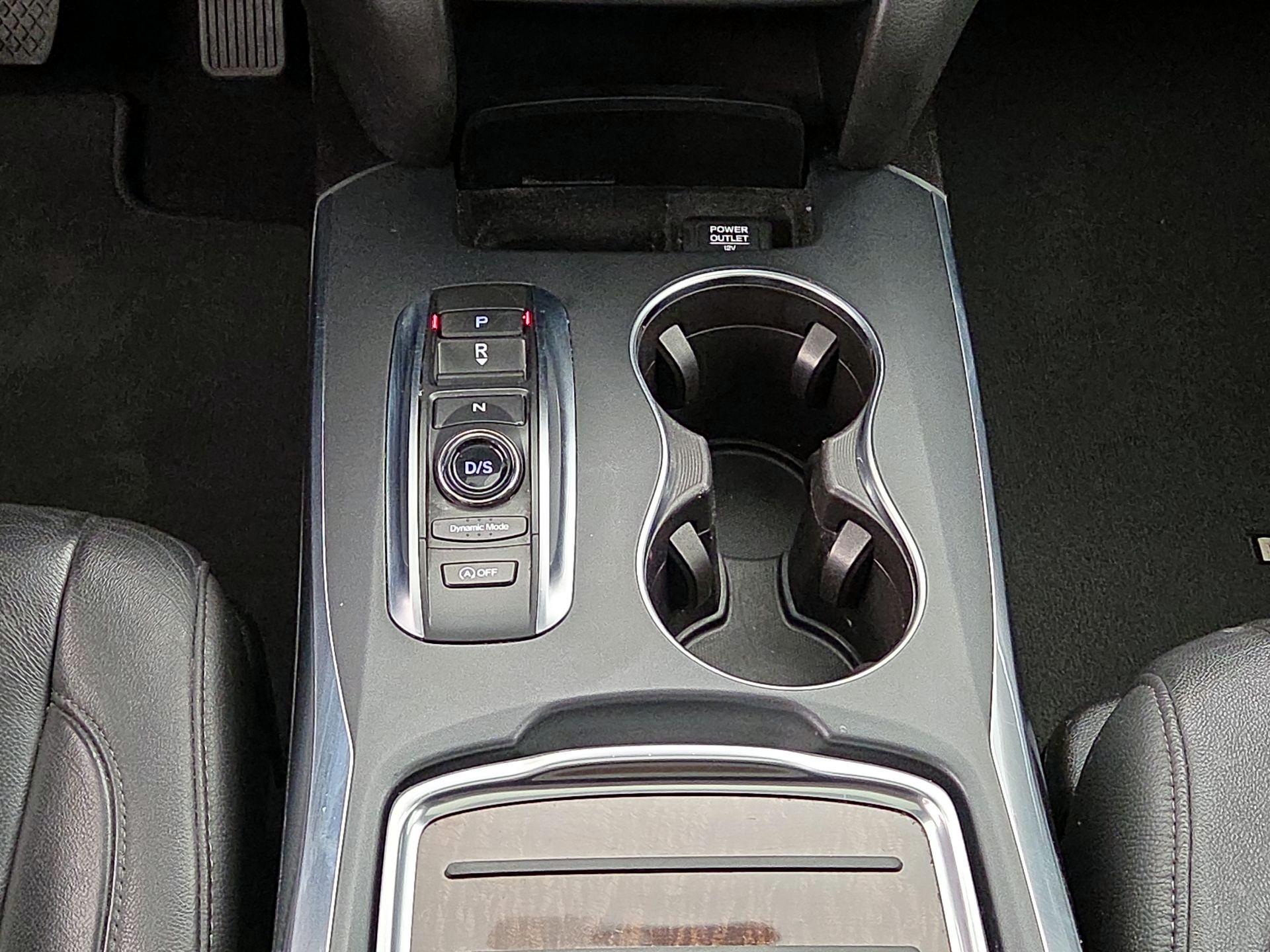 Thumbnail: 2019 Acura MDX - 17