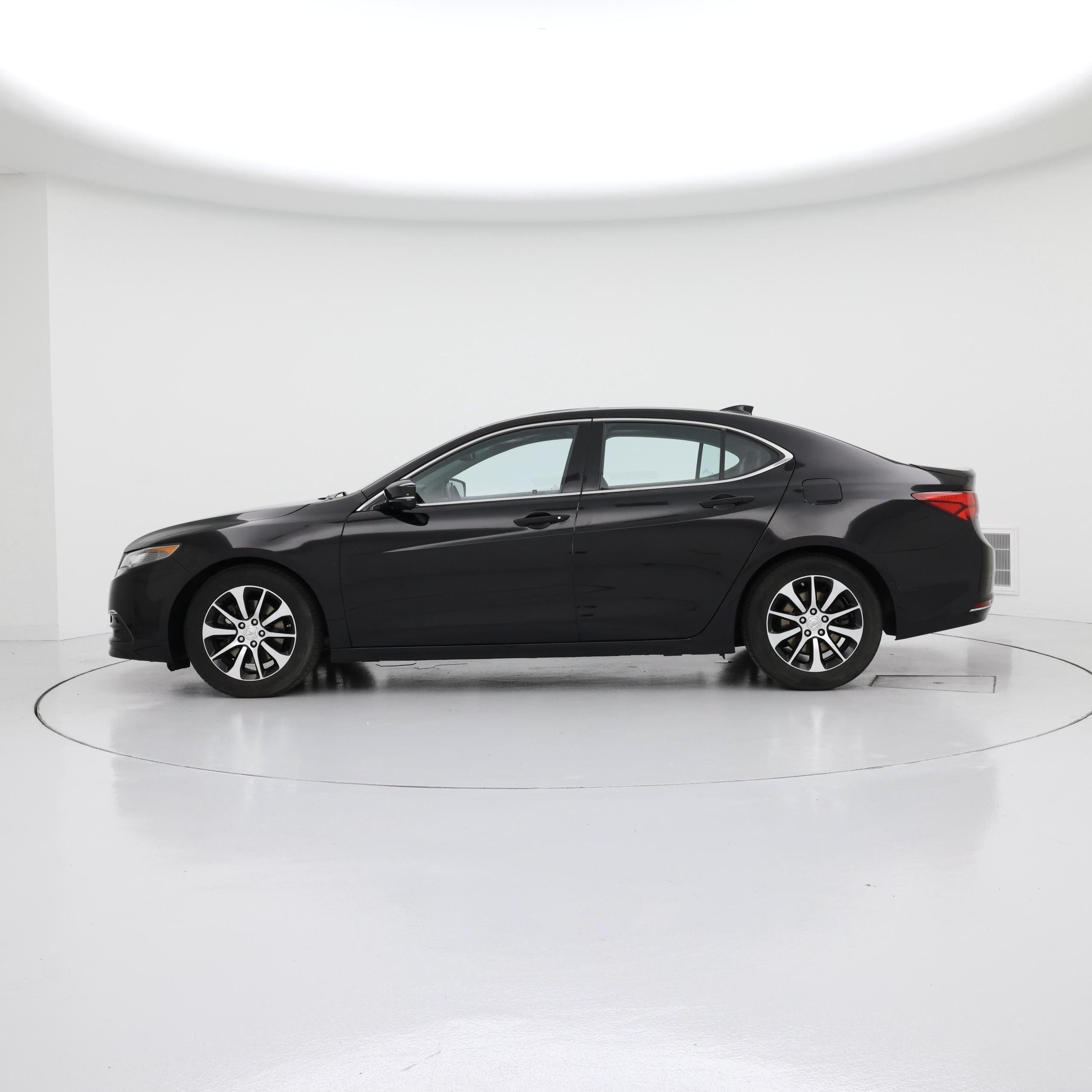 Thumbnail: 2015 Acura TLX - 3