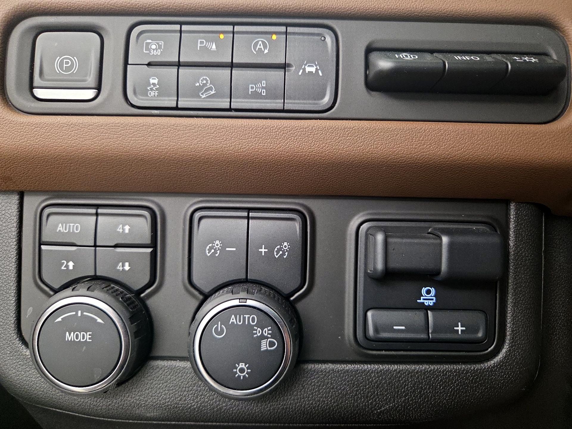 Thumbnail: 2023 Chevrolet Tahoe - 13