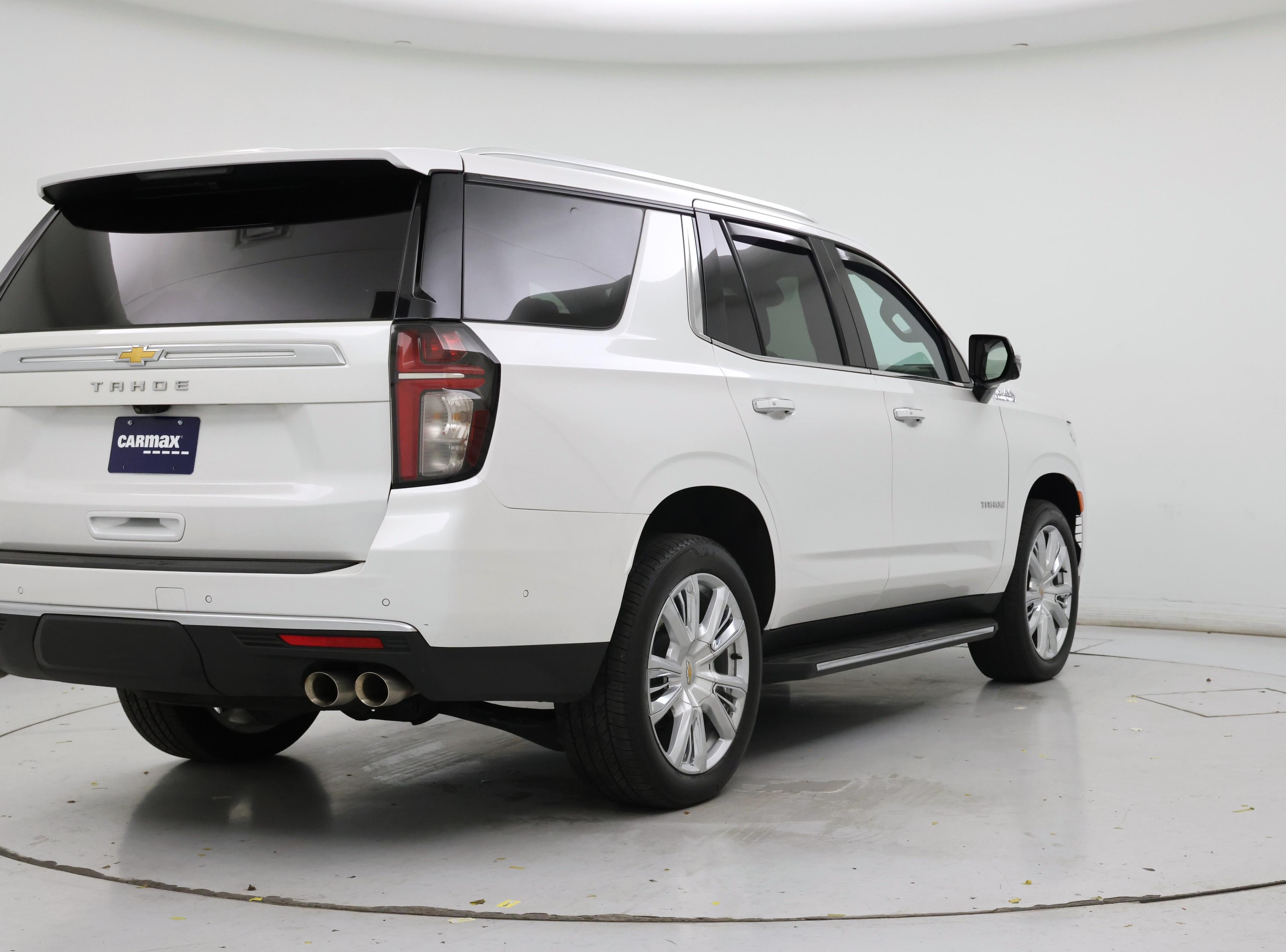 Thumbnail: 2023 Chevrolet Tahoe - 8