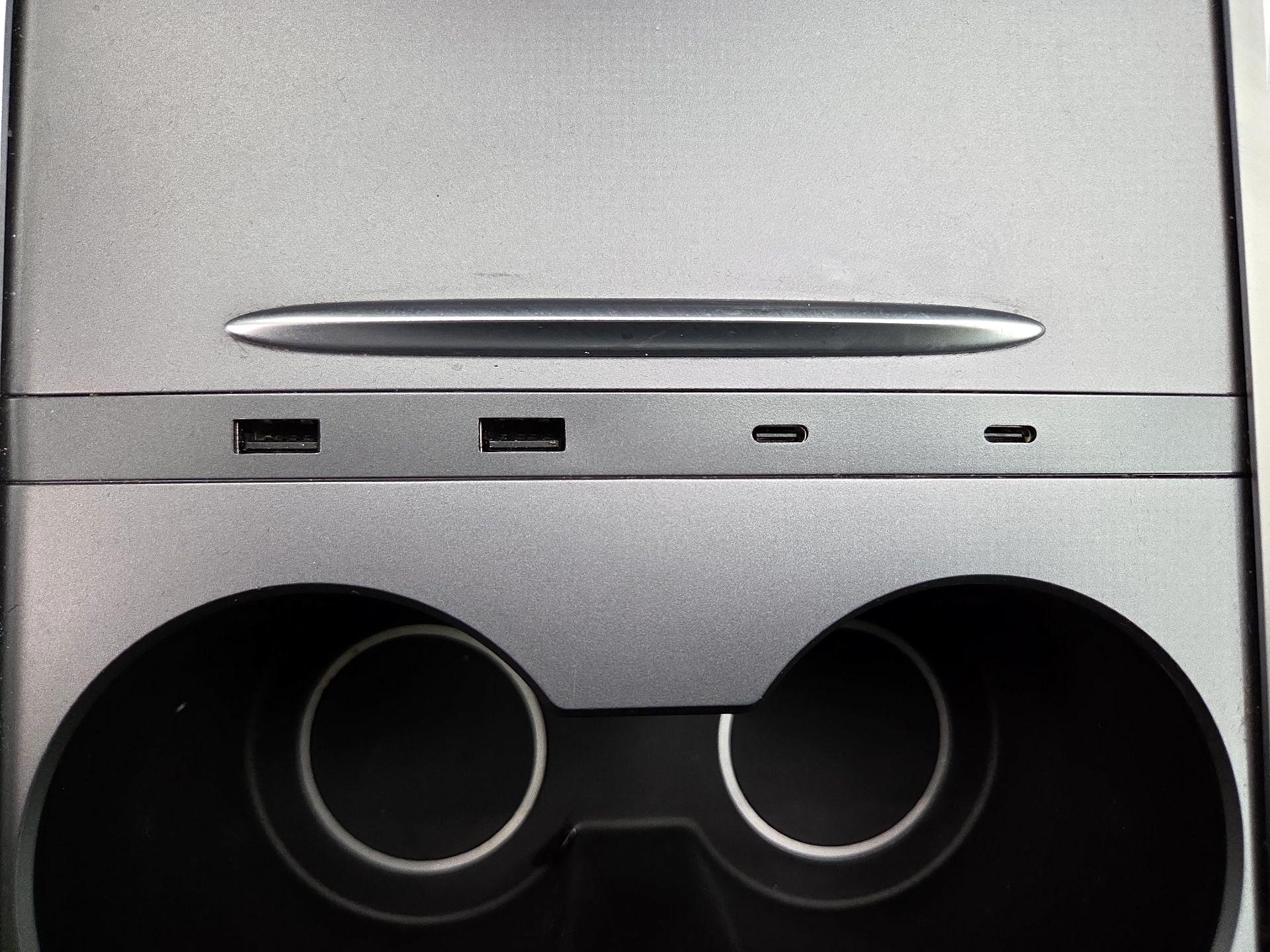 Thumbnail: 2024 Tesla Model Y - 18