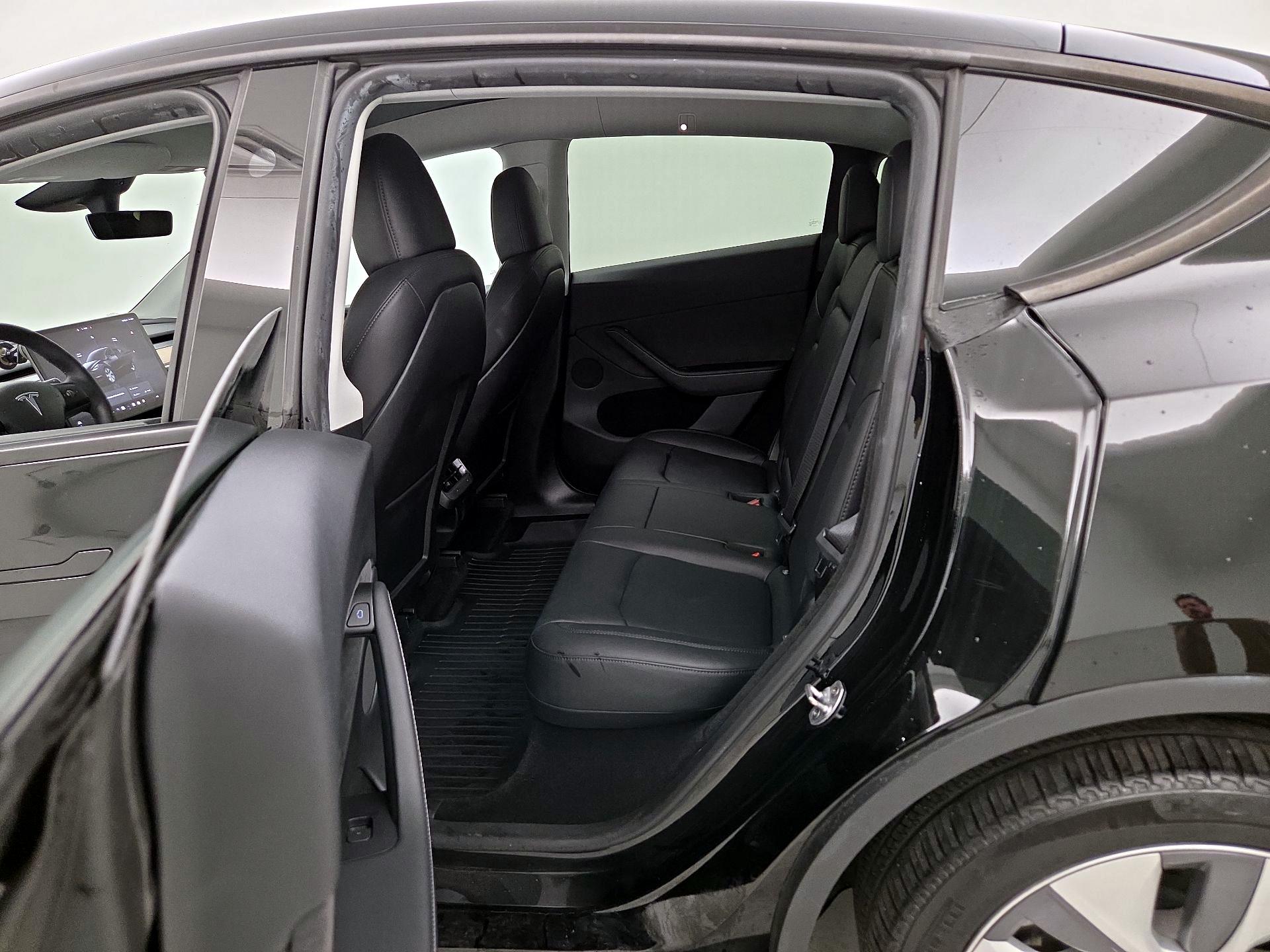 Thumbnail: 2024 Tesla Model Y - 20