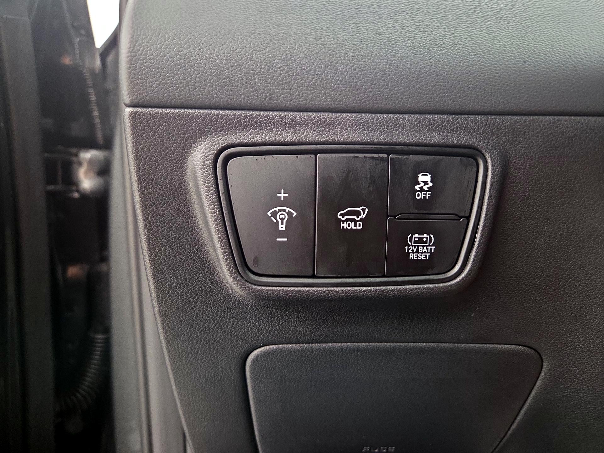 Thumbnail: 2022 Hyundai Tucson - 13