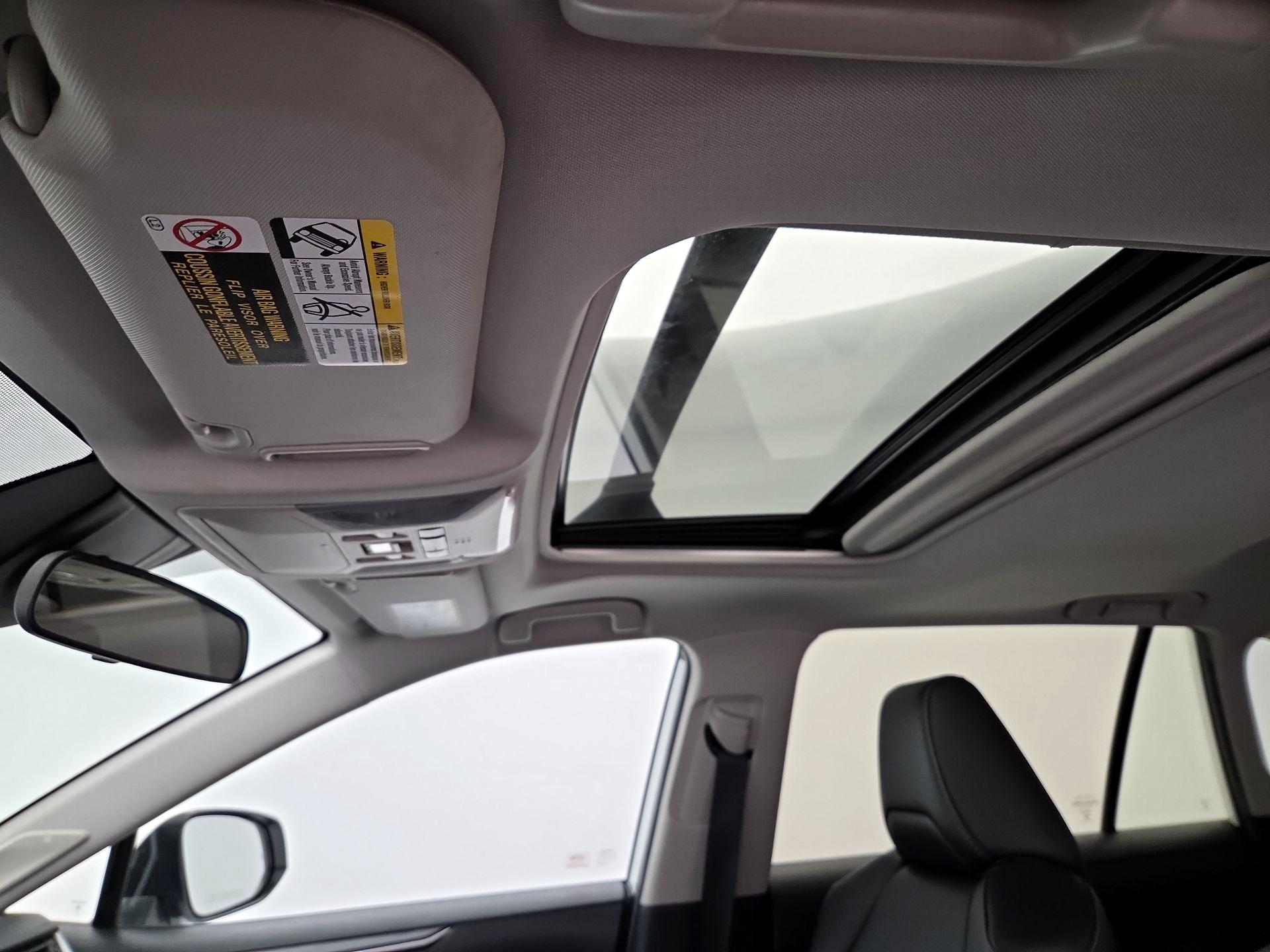 Thumbnail: 2020 Toyota RAV4 - 19