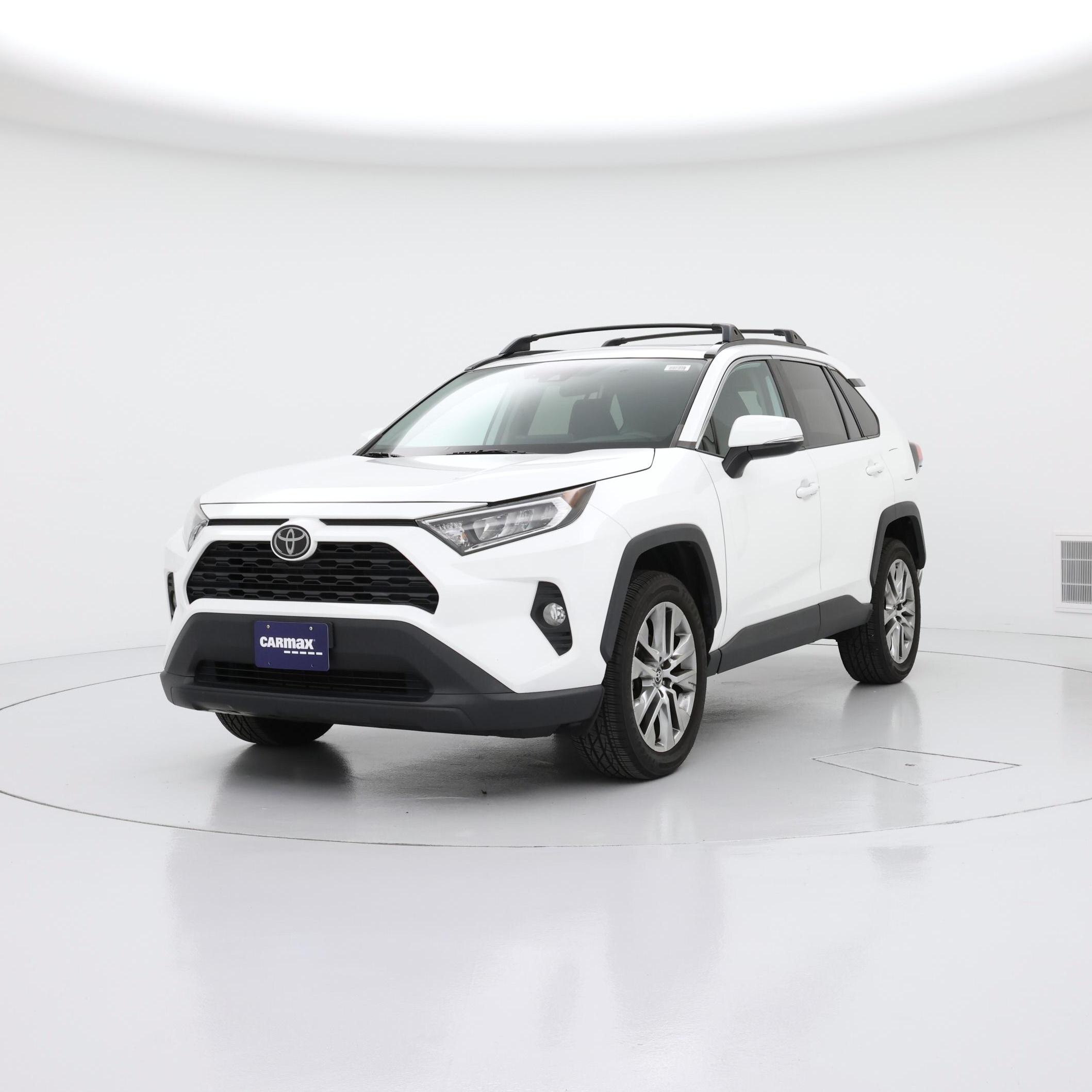 Thumbnail: 2020 Toyota RAV4 - 4