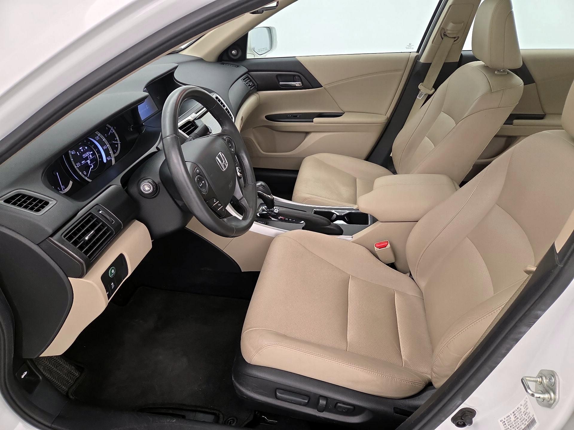 Thumbnail: 2015 Honda Accord - 11