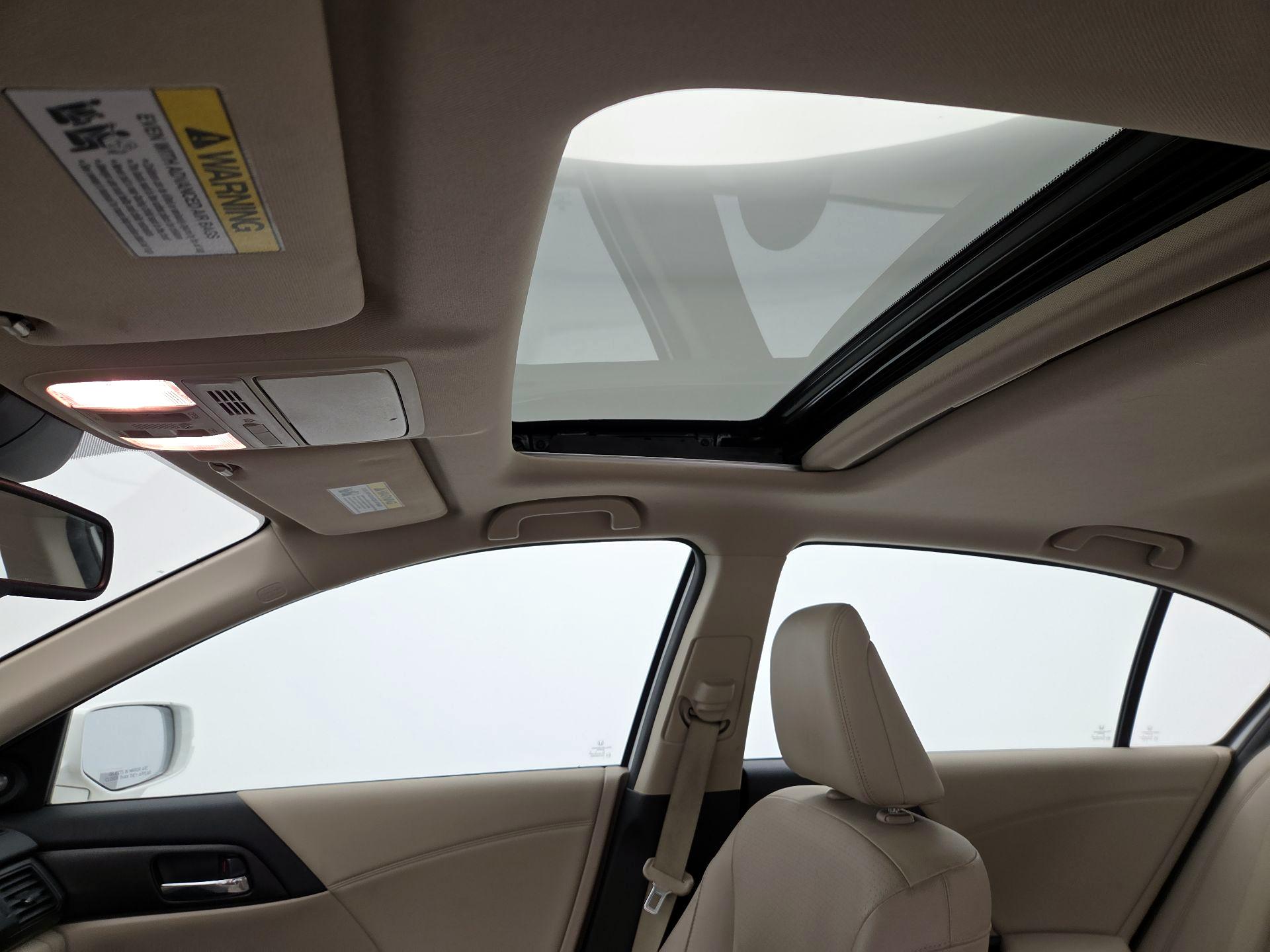 Thumbnail: 2015 Honda Accord - 20