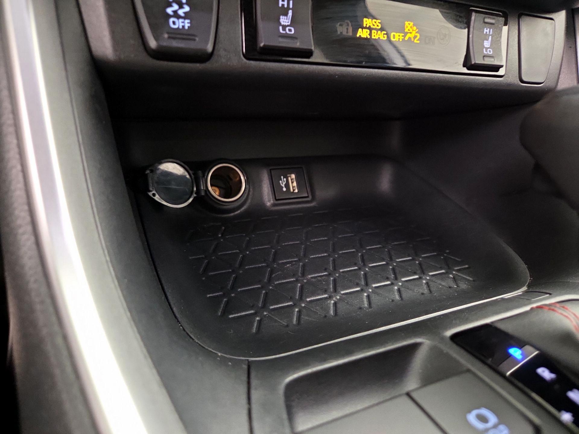 Thumbnail: 2023 Toyota RAV4 - 18