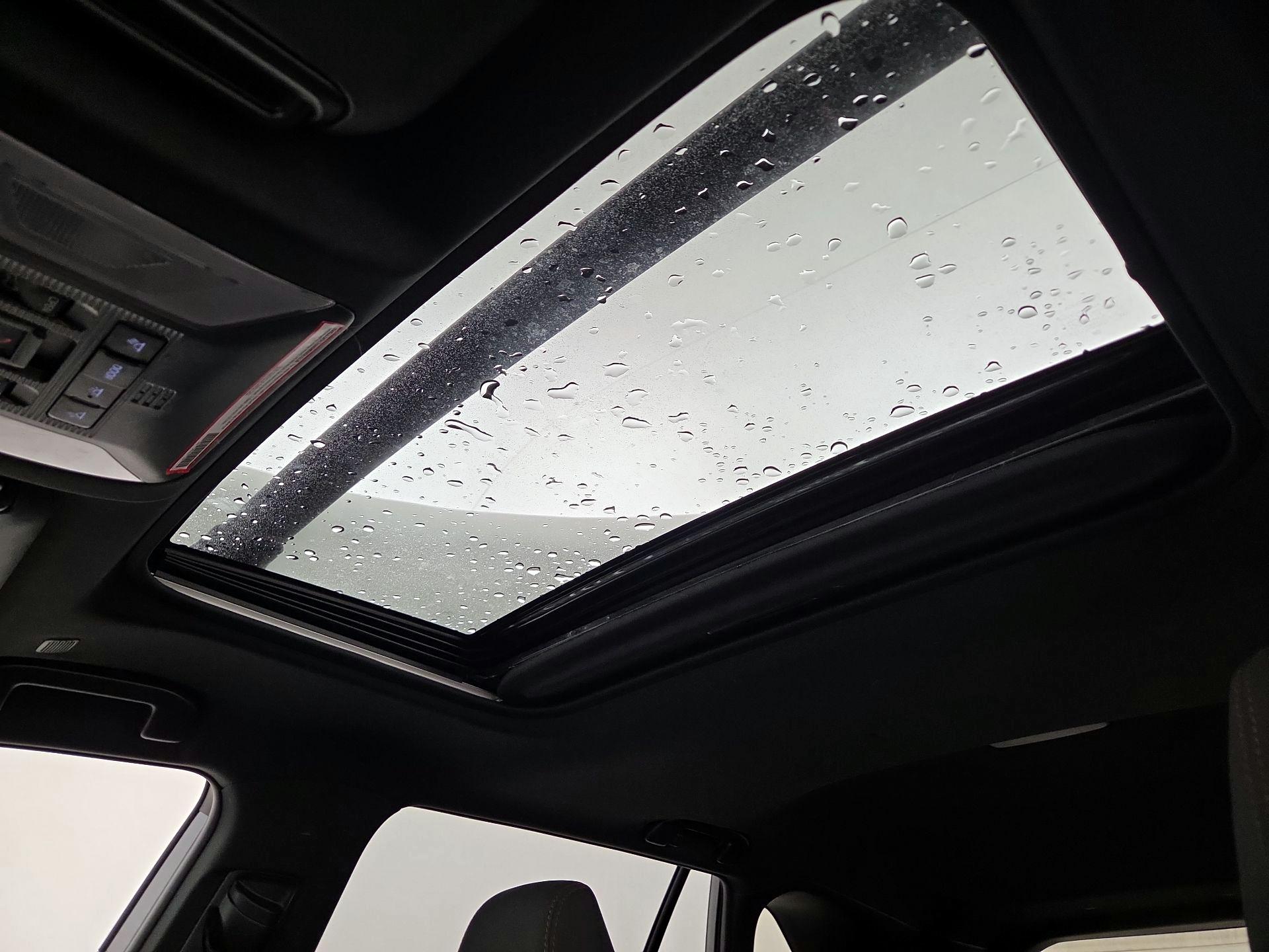 Thumbnail: 2023 Toyota RAV4 - 19