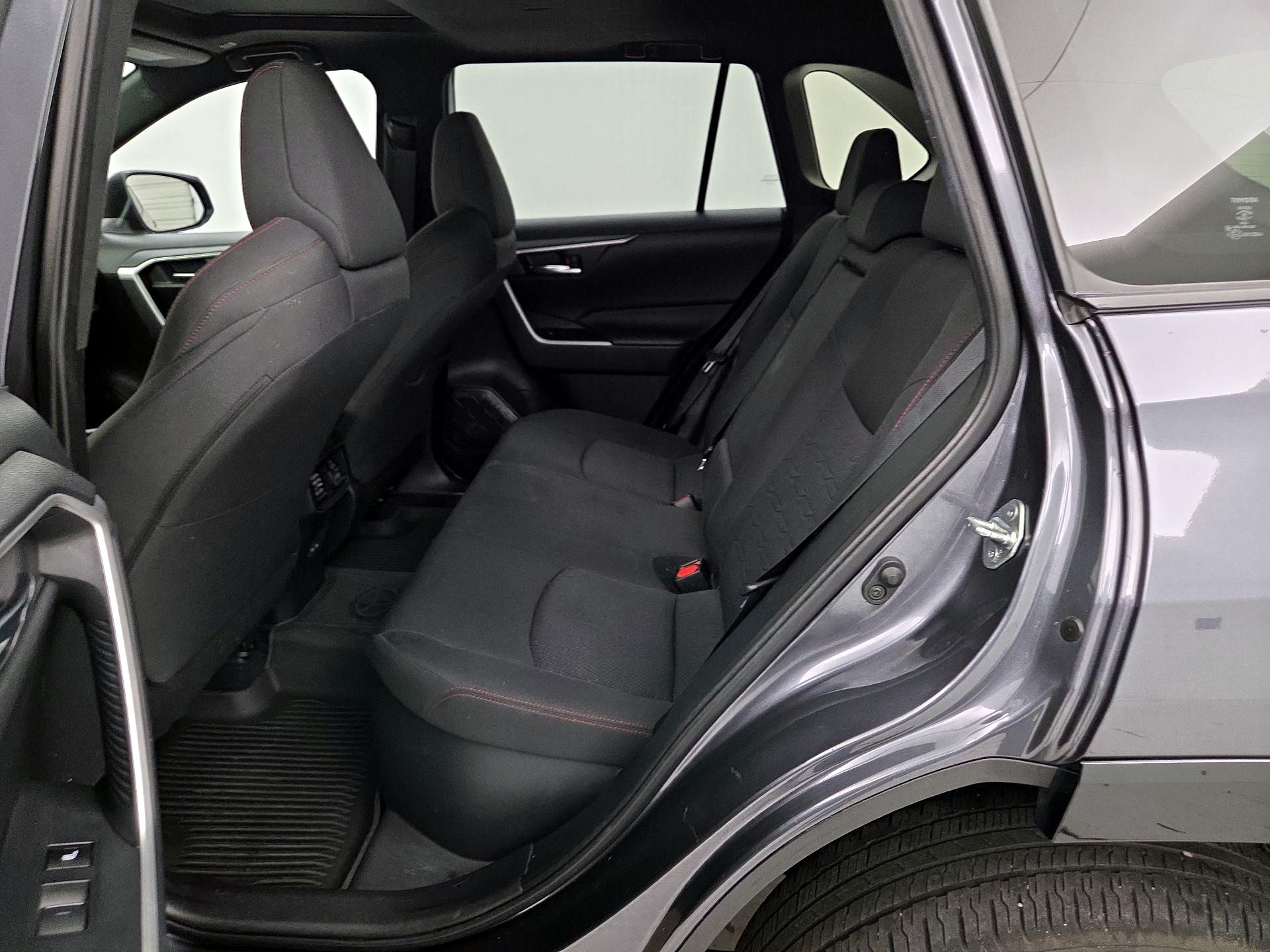 Thumbnail: 2023 Toyota RAV4 - 20