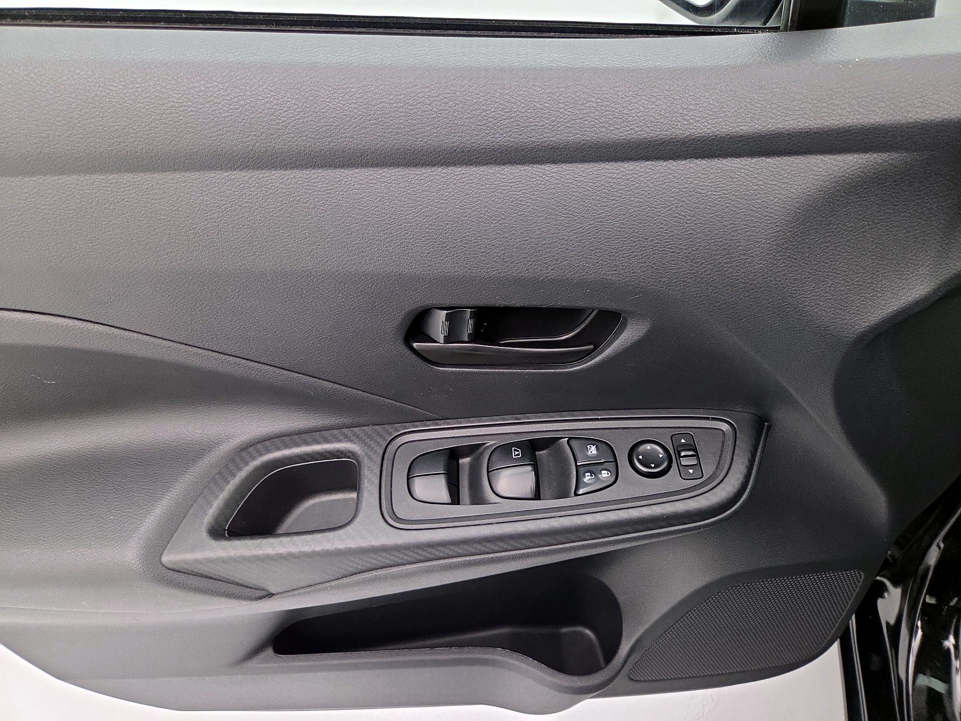 Thumbnail: 2021 Nissan Versa - 12