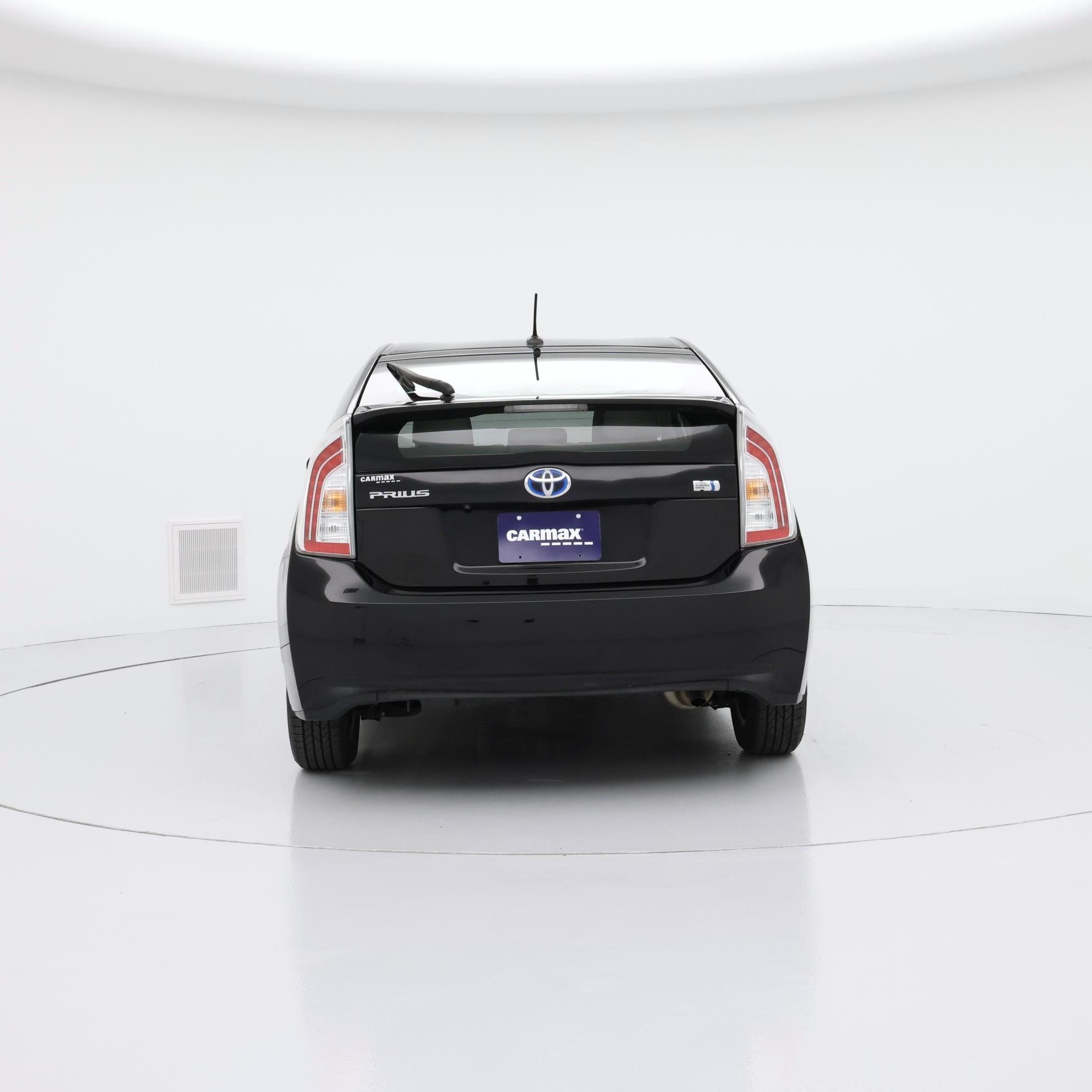 Thumbnail: 2014 Toyota Prius - 6