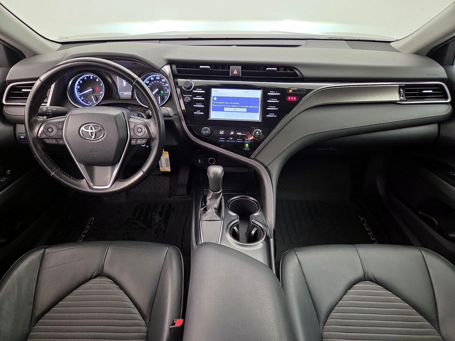 Thumbnail: 2019 Toyota Camry - 9