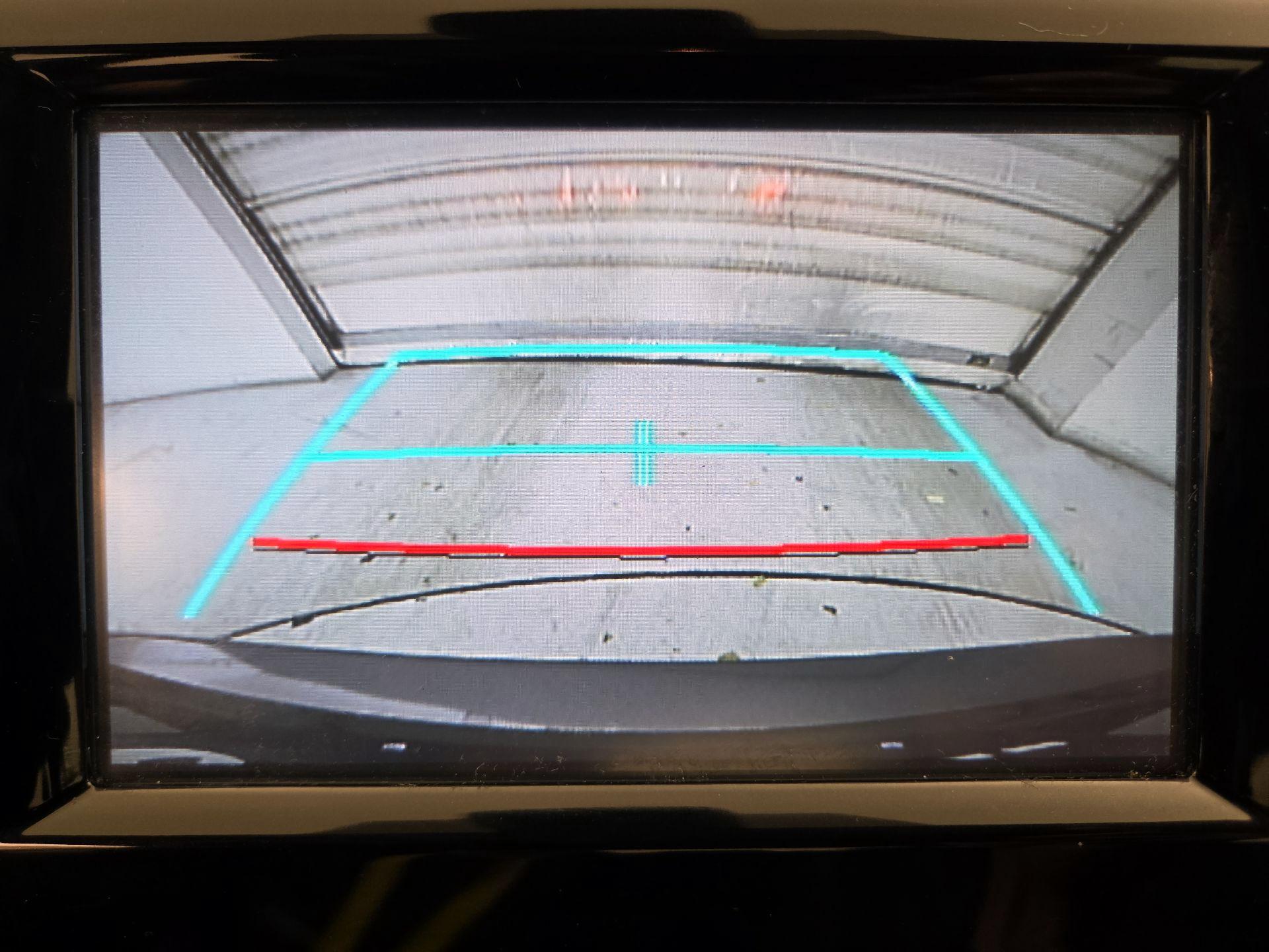 Thumbnail: 2019 Toyota Camry - 15