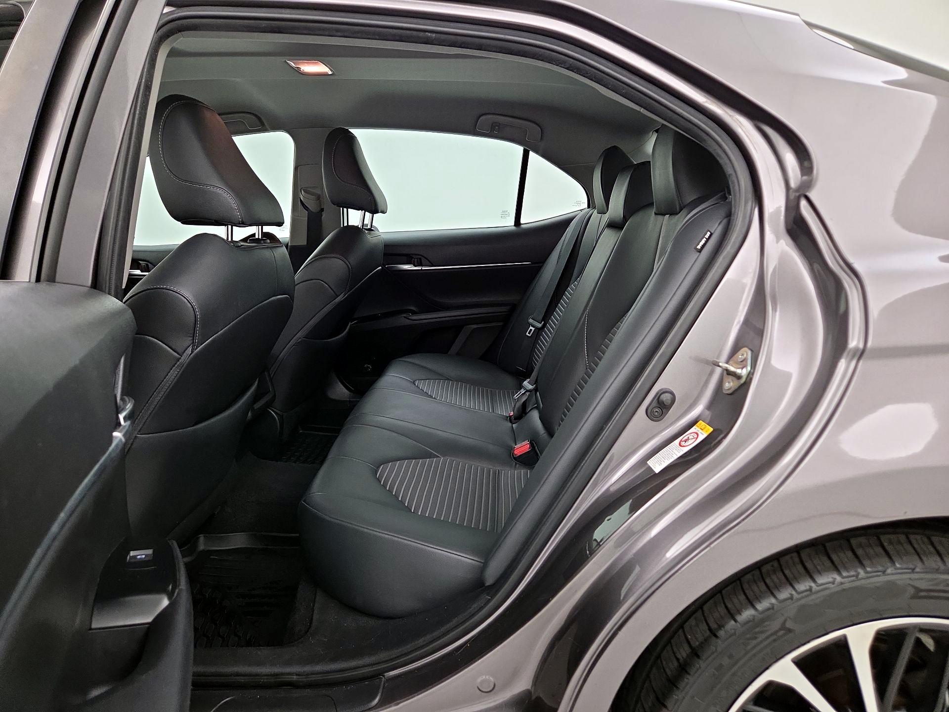 Thumbnail: 2019 Toyota Camry - 20