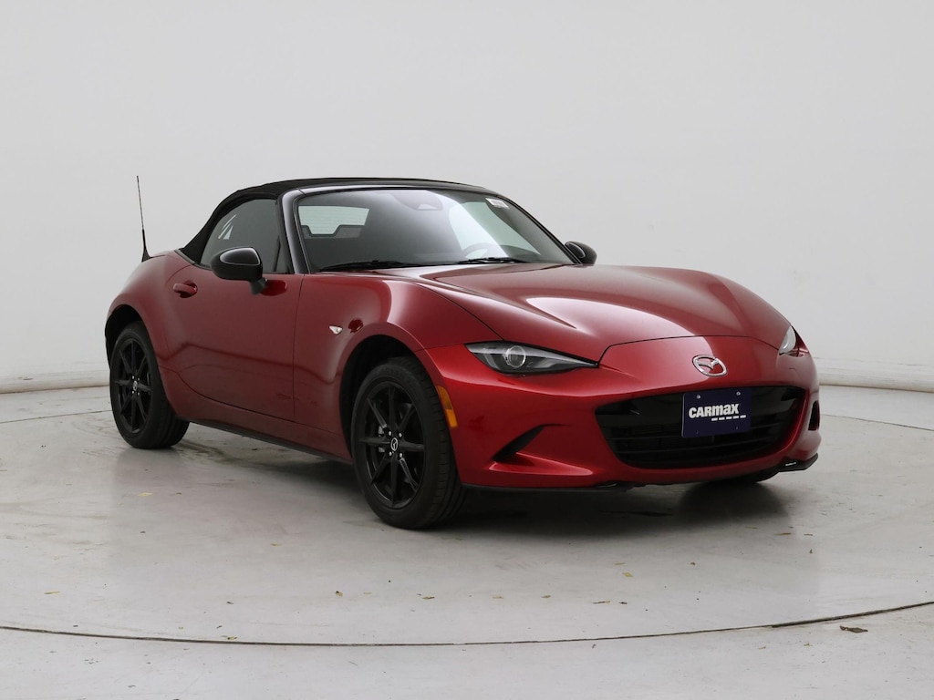 Mazda MX-5 Miata Sport RWD