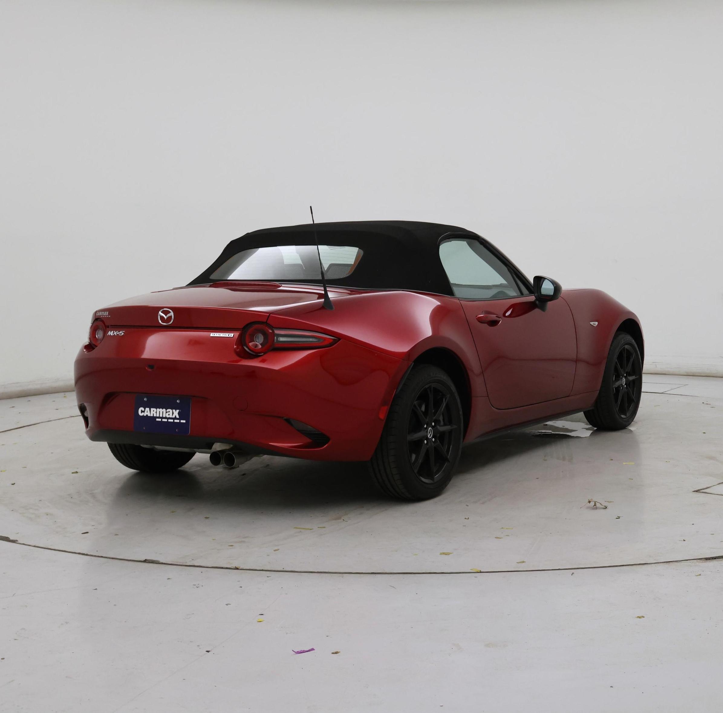 Thumbnail: 2025 Mazda MX-5 Miata - 8