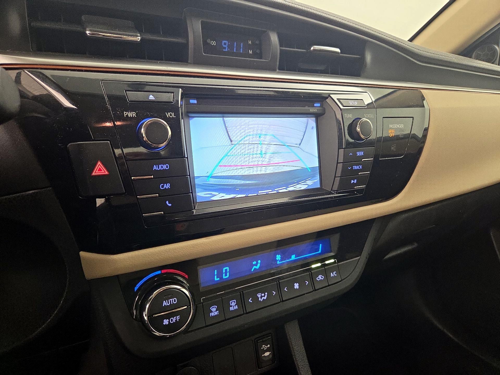 Thumbnail: 2015 Toyota Corolla - 14