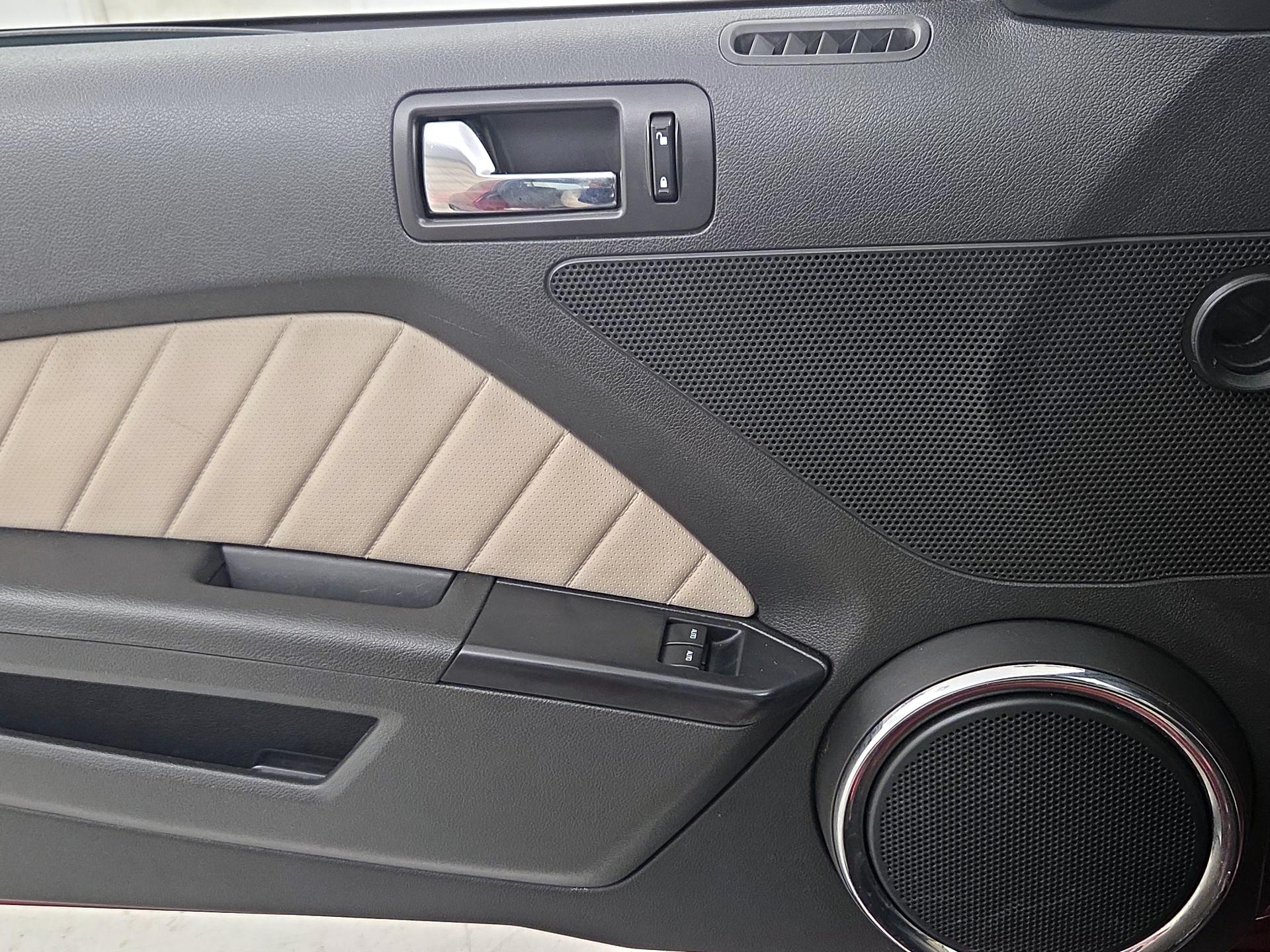 Thumbnail: 2014 Ford Mustang - 12