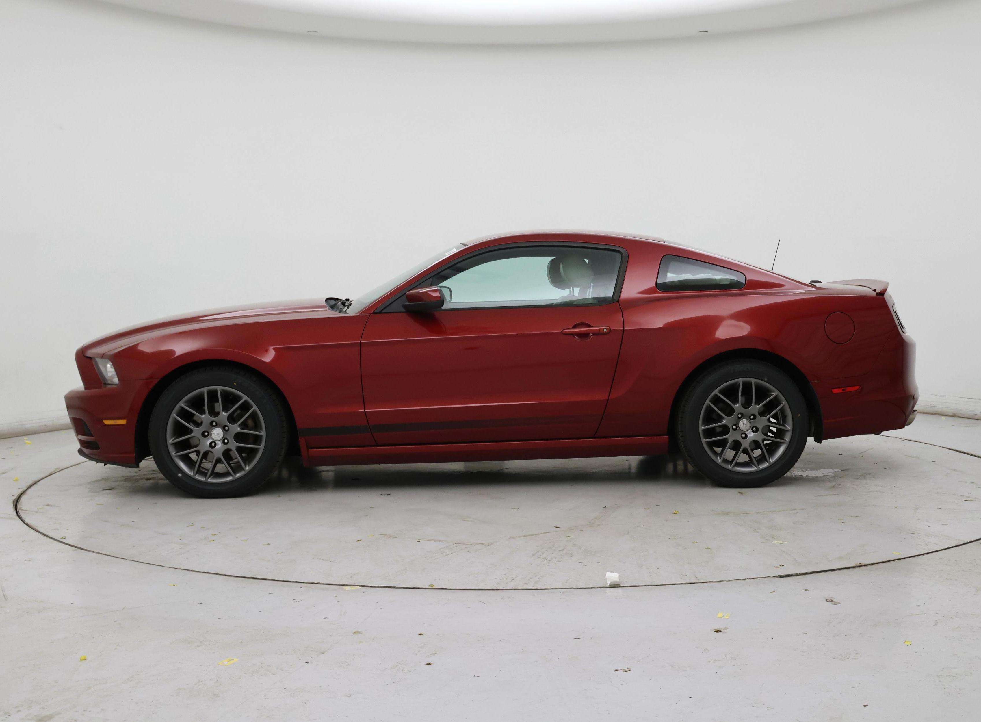 Thumbnail: 2014 Ford Mustang - 3