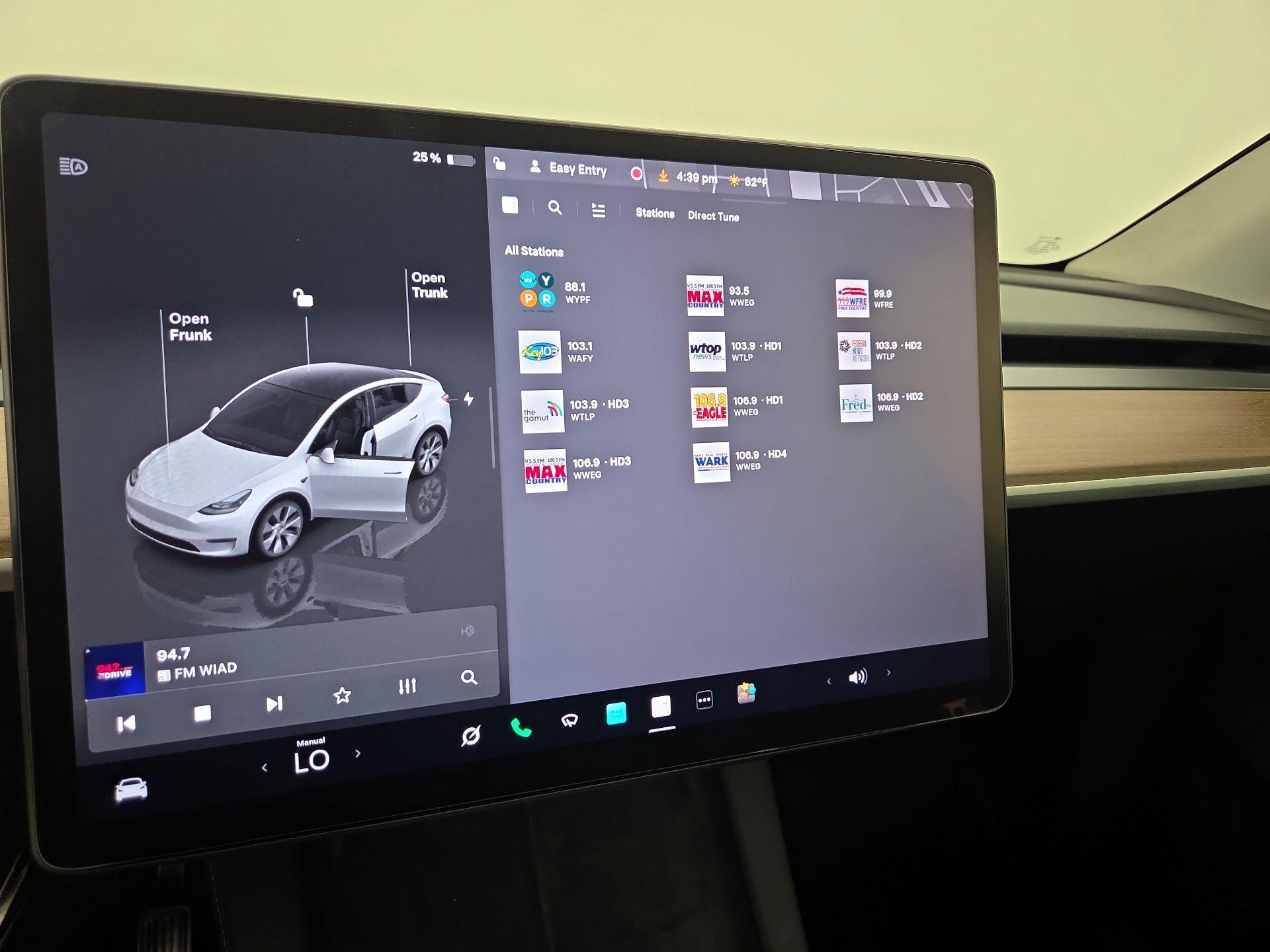 Thumbnail: 2023 Tesla Model Y - 15