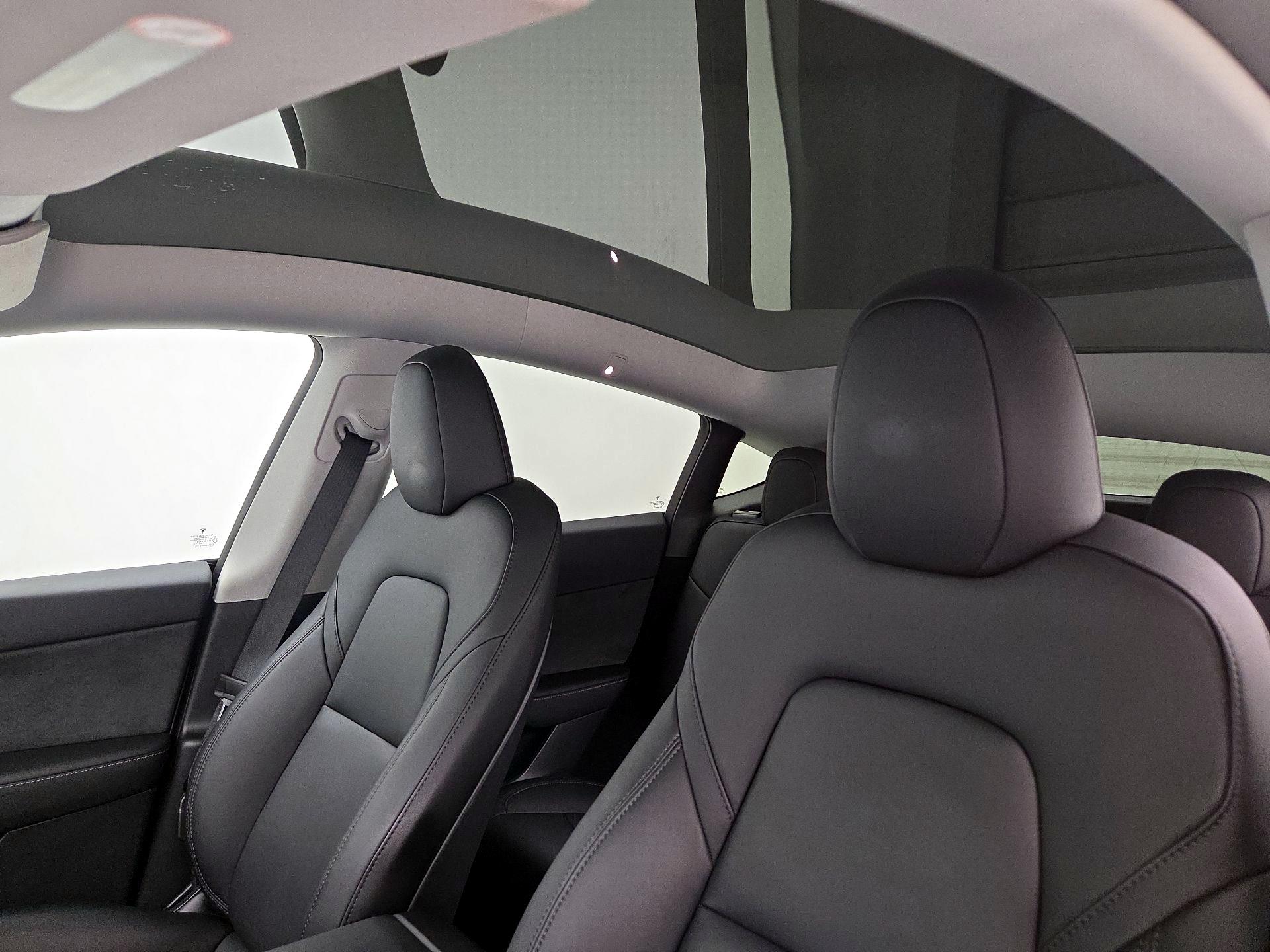 Thumbnail: 2023 Tesla Model Y - 19