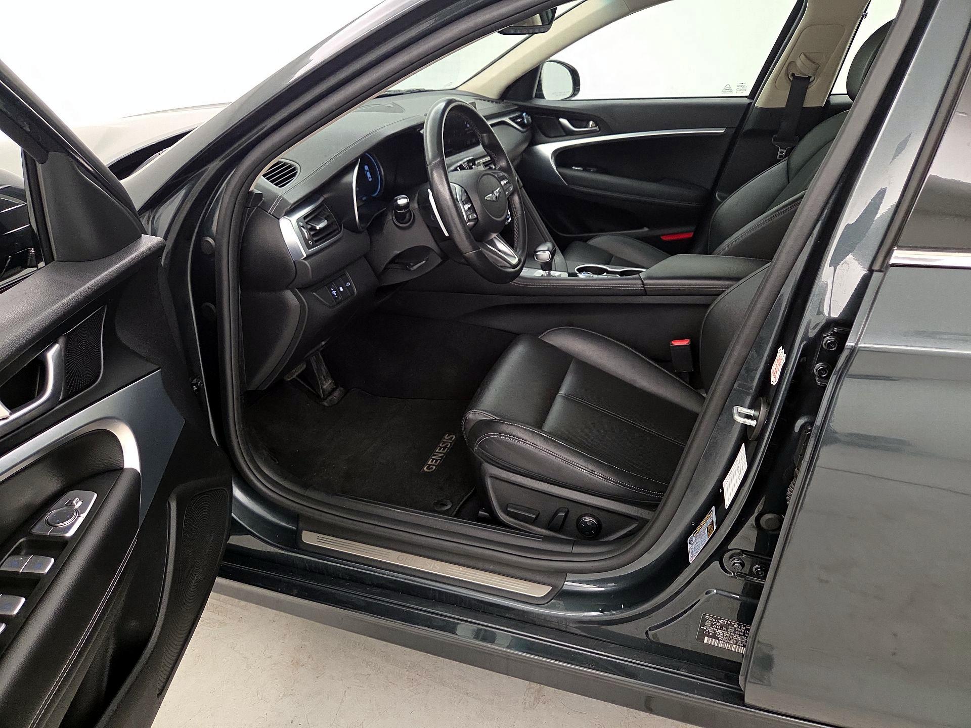 Thumbnail: 2023 Genesis G70 - 9