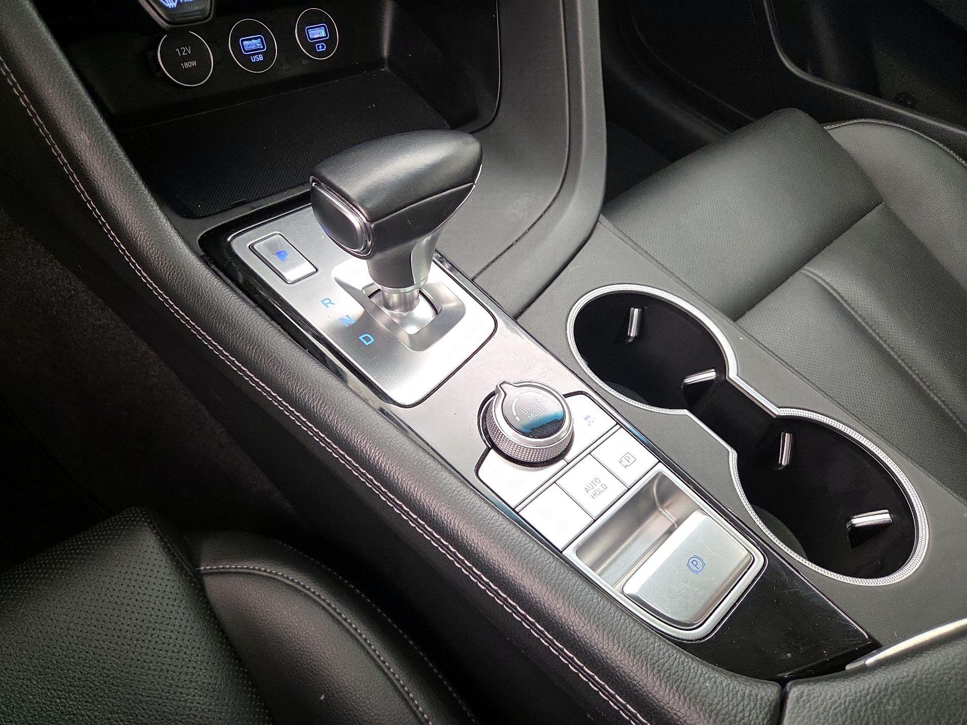 Thumbnail: 2023 Genesis G70 - 16