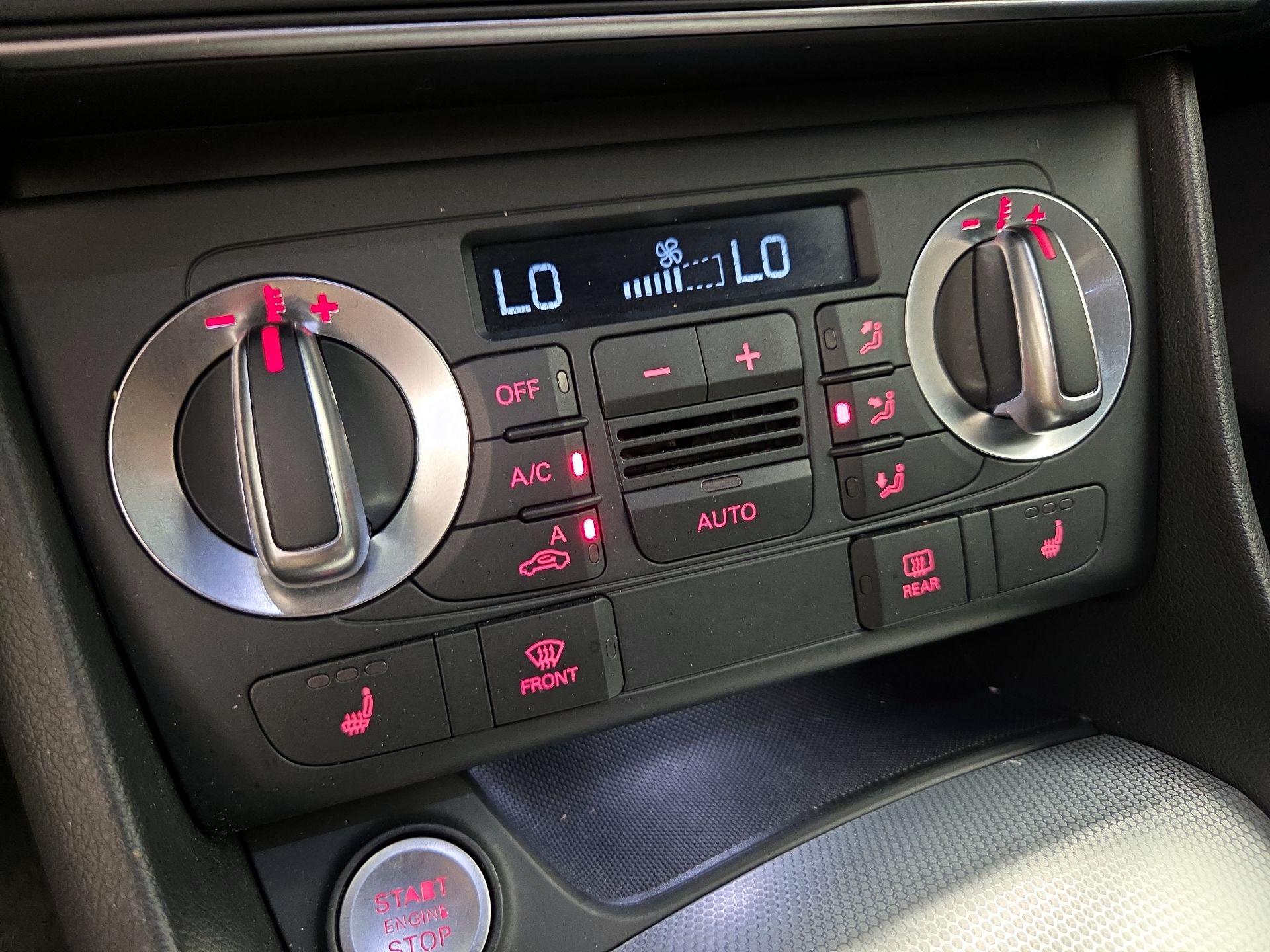 Thumbnail: 2015 Audi Q3 - 15