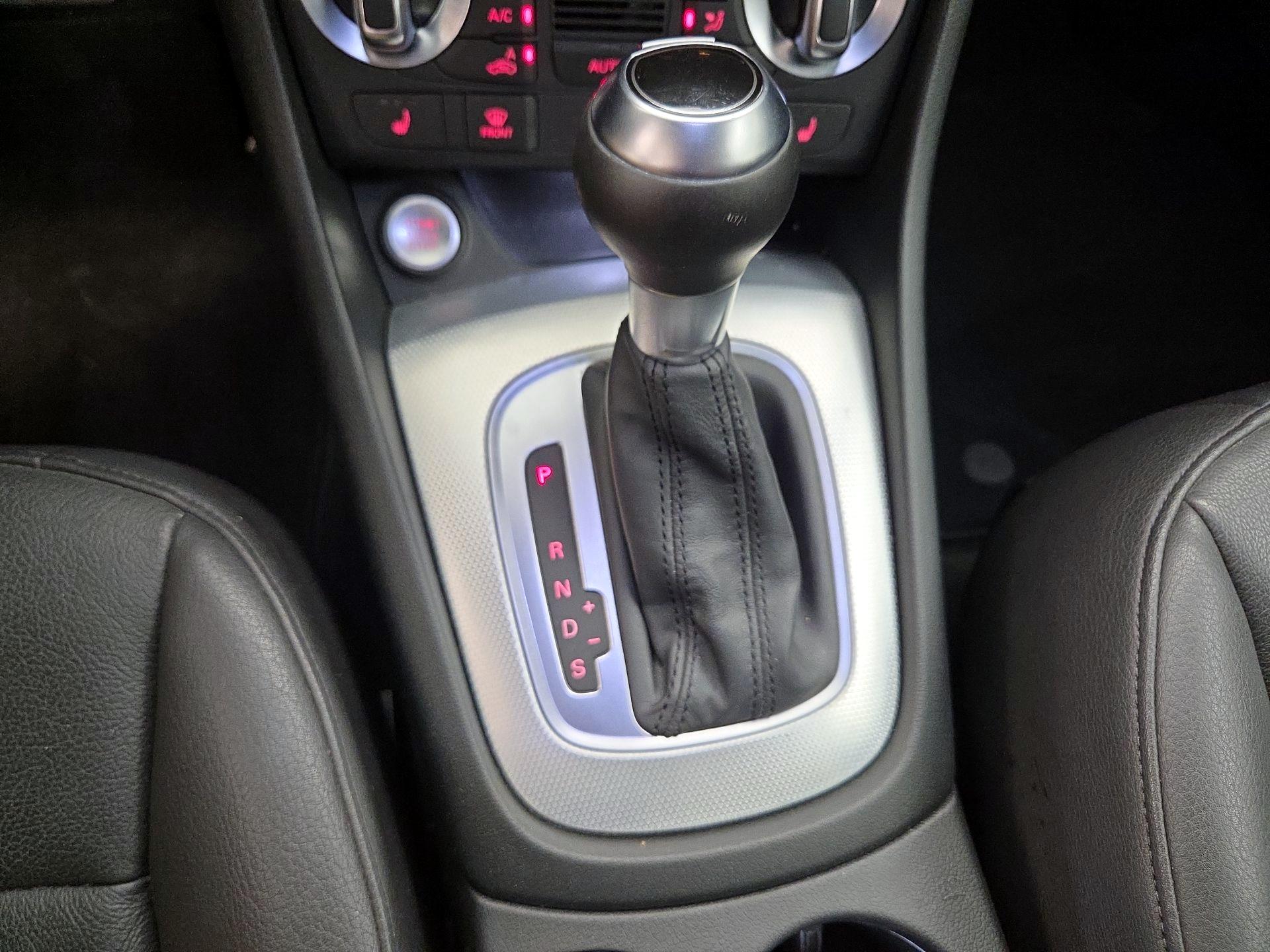 Thumbnail: 2015 Audi Q3 - 16