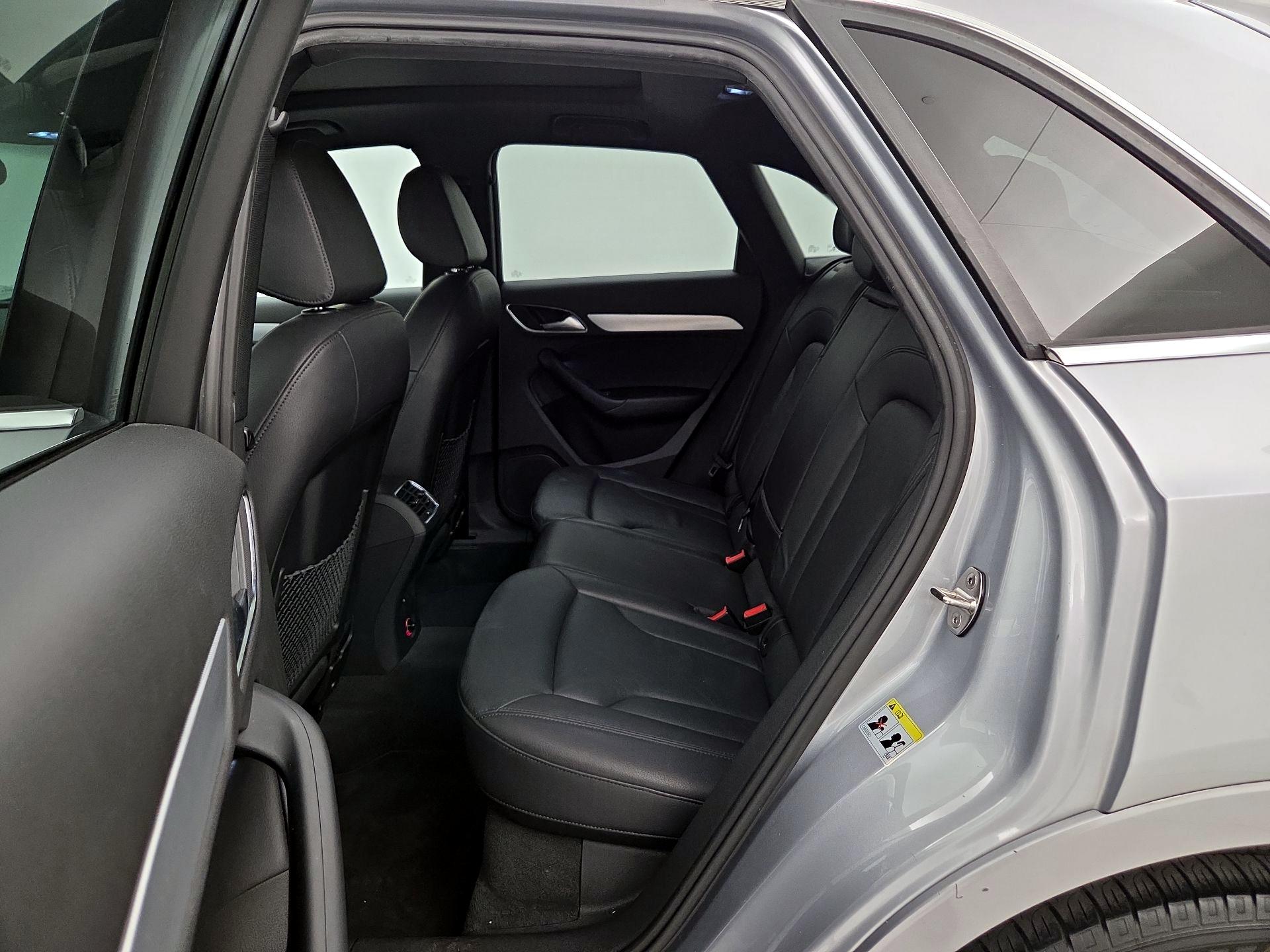 Thumbnail: 2015 Audi Q3 - 17