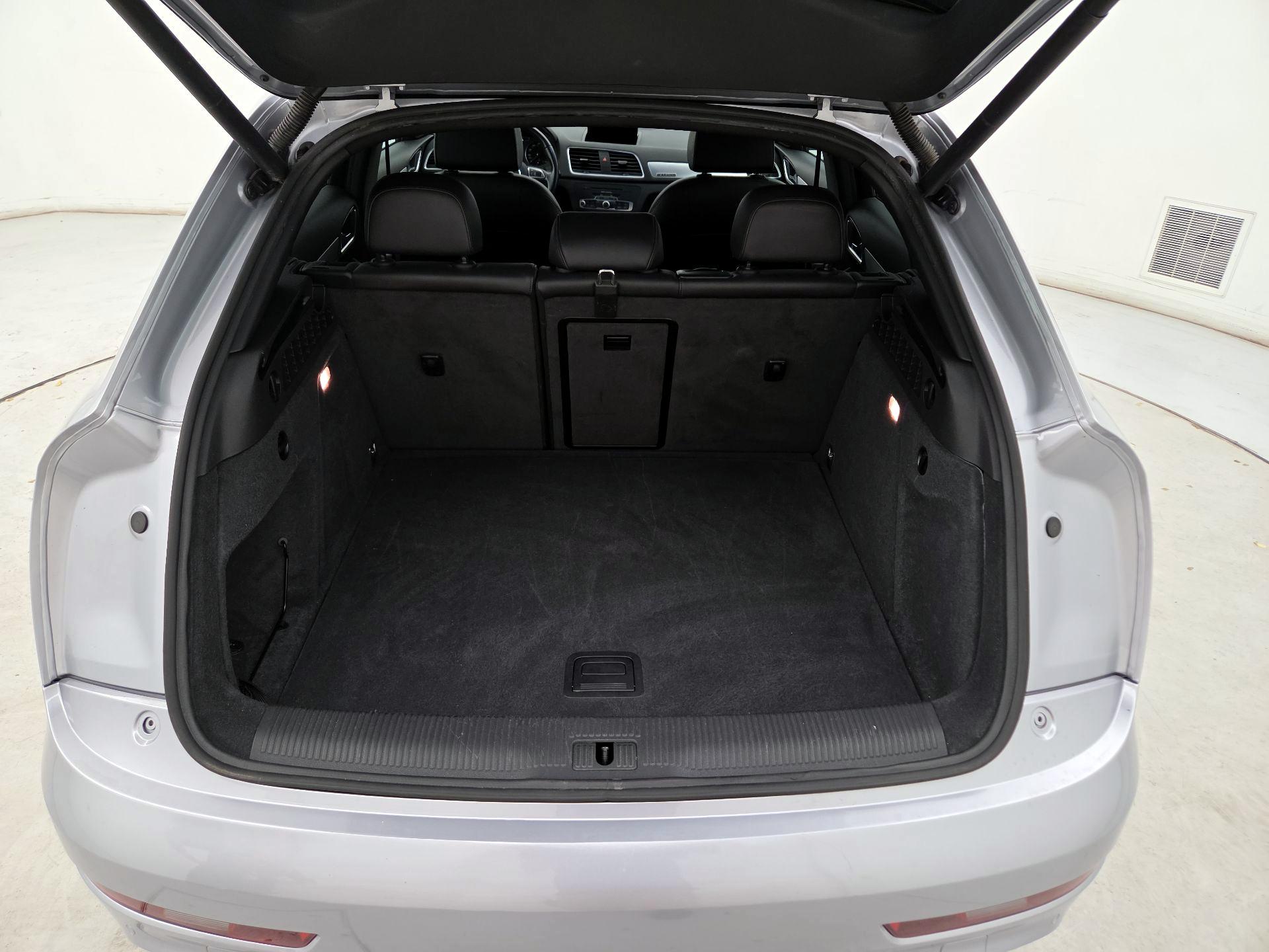 Thumbnail: 2015 Audi Q3 - 18