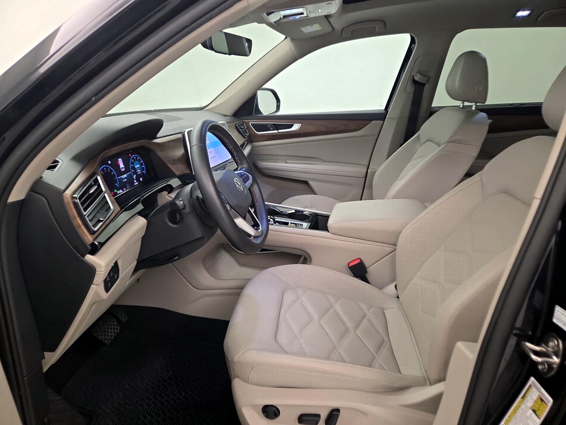 Thumbnail: 2024 Volkswagen Atlas - 11