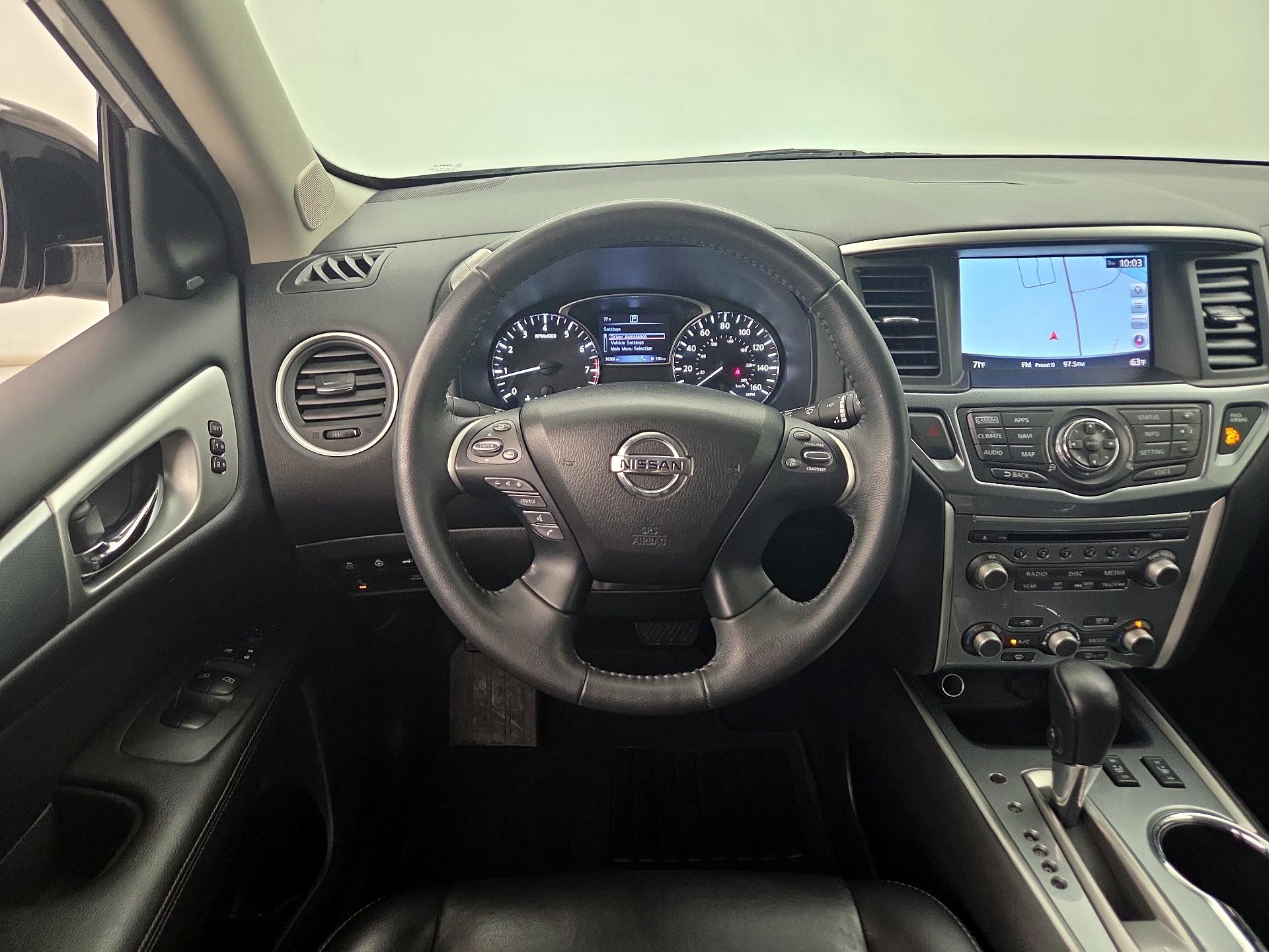 Thumbnail: 2017 Nissan Pathfinder - 10