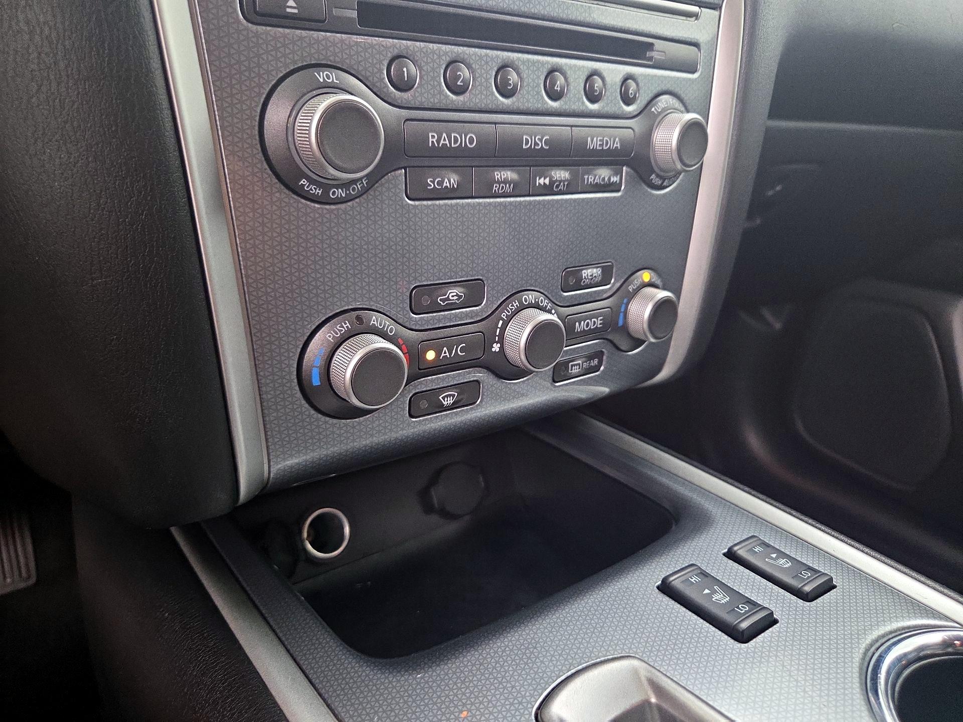 Thumbnail: 2017 Nissan Pathfinder - 17